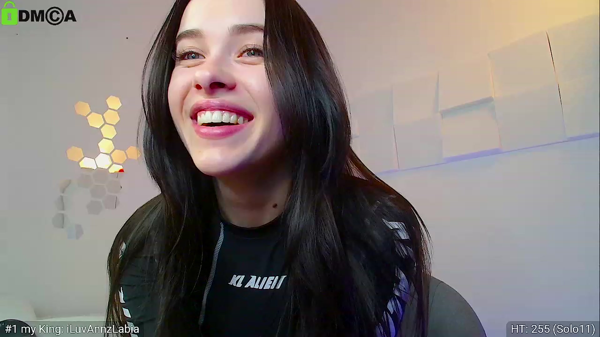 Gallery image thumbnail from AnnWettie's myfreecams stream on, 03/22/2023, 24:01 image 10 of 20