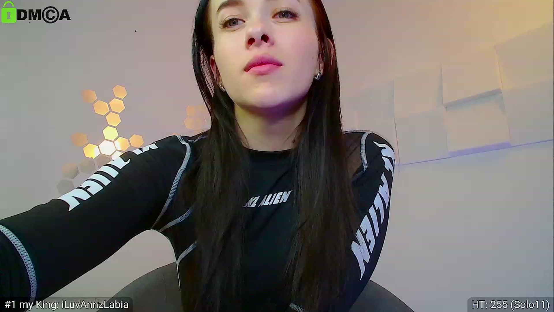 Gallery image thumbnail from AnnWettie's myfreecams stream on, 03/22/2023, 01:14 image 3 of 20