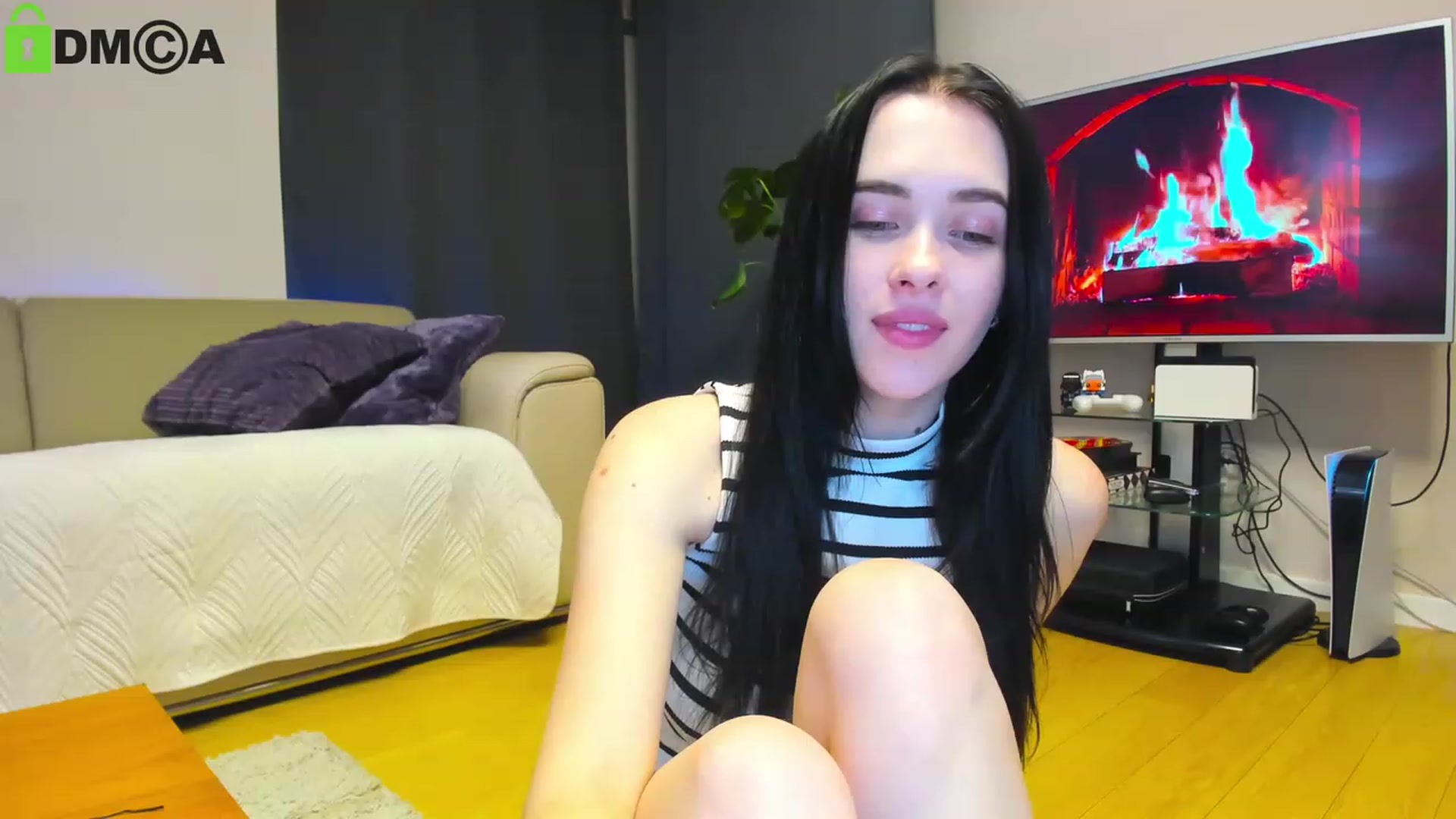 Gallery image thumbnail from AnnWettie's myfreecams stream on, 04/14/2023, 20:08 image 20 of 20
