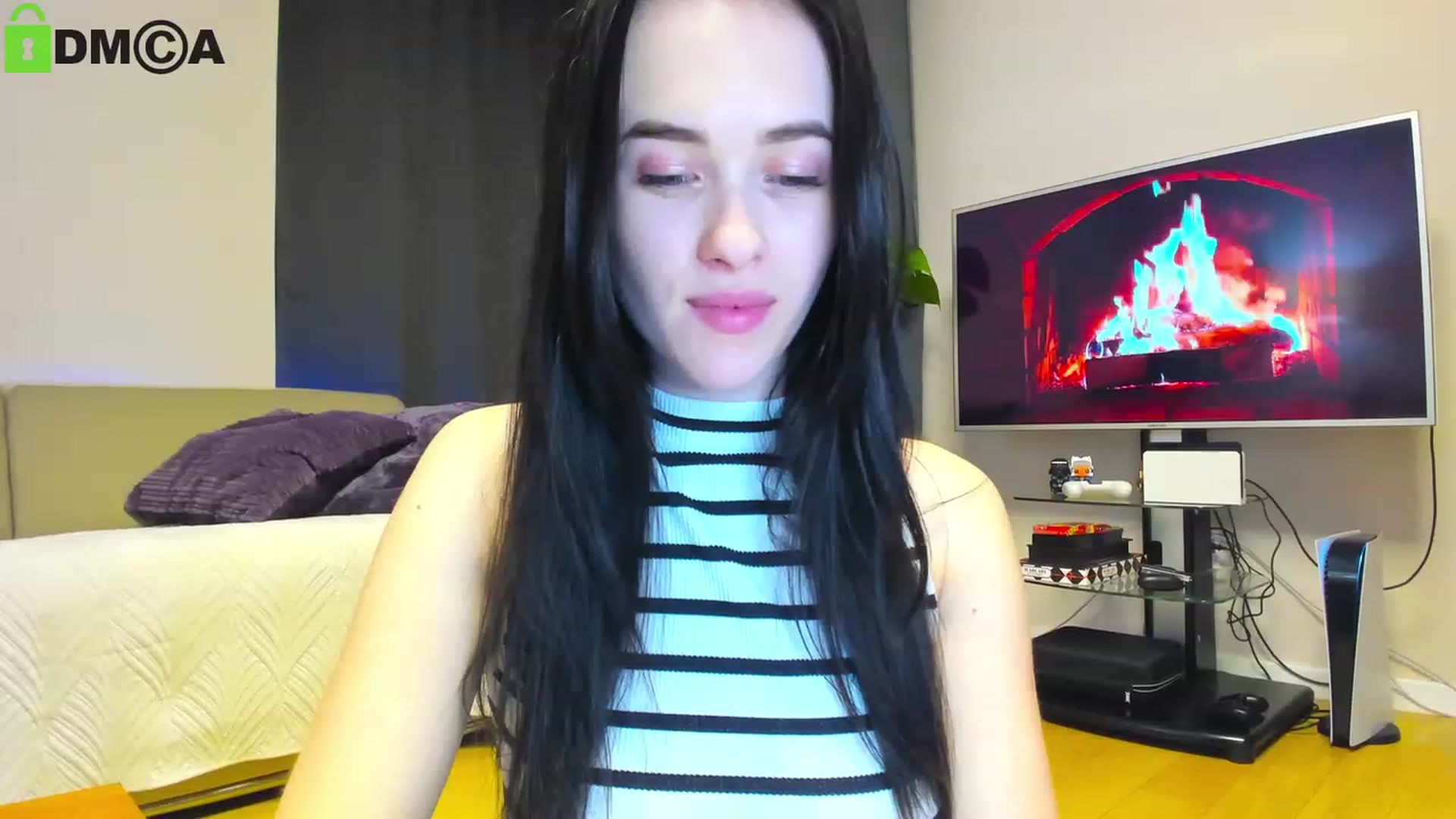 Gallery image thumbnail from AnnWettie's myfreecams stream on, 04/14/2023, 20:08 image 18 of 20