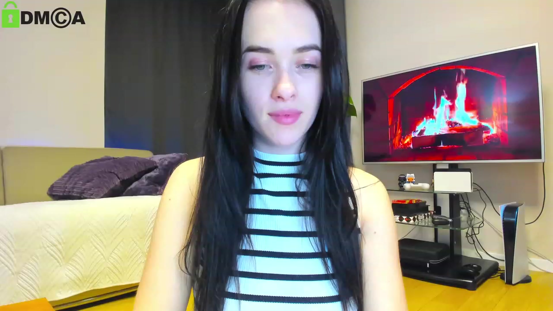 Gallery image thumbnail from AnnWettie's myfreecams stream on, 04/14/2023, 20:08 image 17 of 20