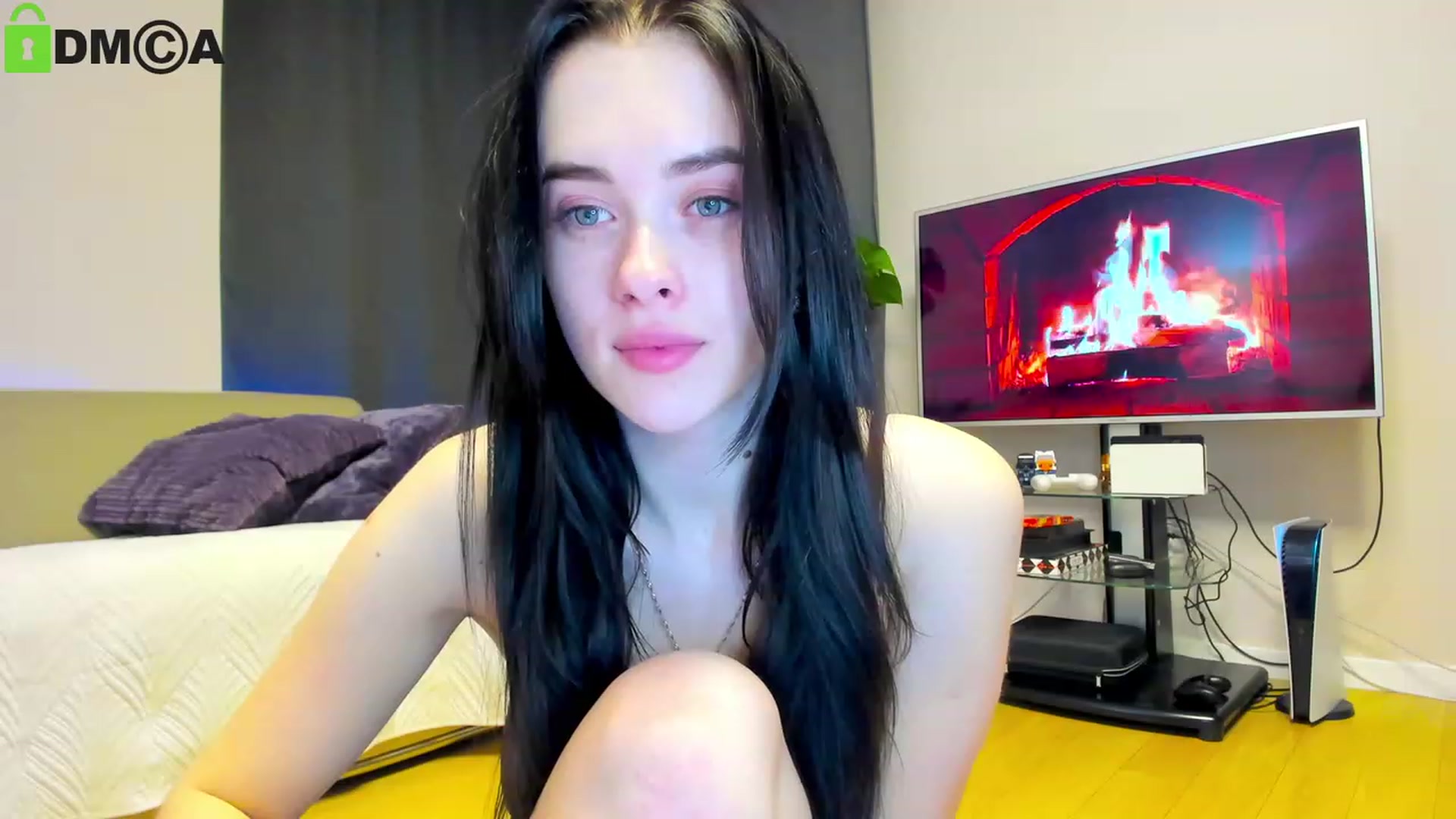 Gallery image thumbnail from AnnWettie's myfreecams stream on, 04/14/2023, 23:39 image 14 of 20