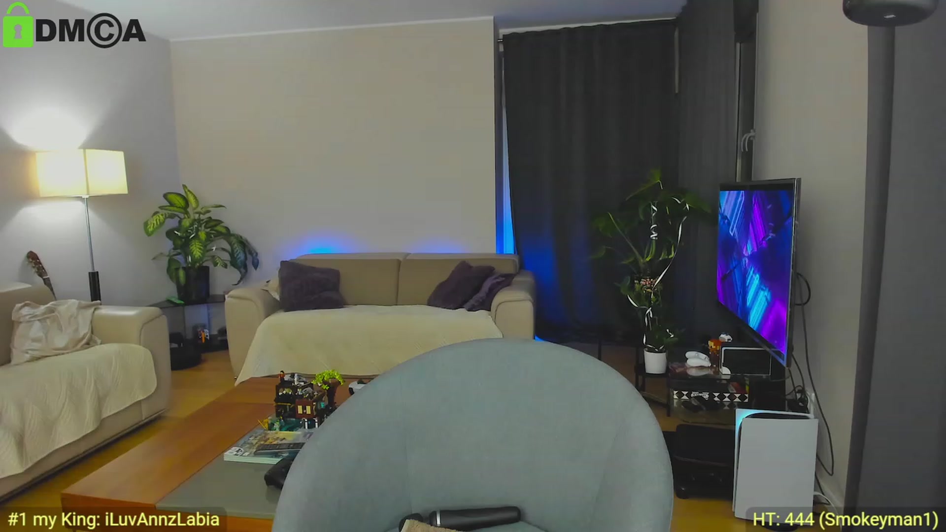 Gallery image thumbnail from AnnWettie's myfreecams stream on, 04/16/2023, 24:45 image 14 of 20