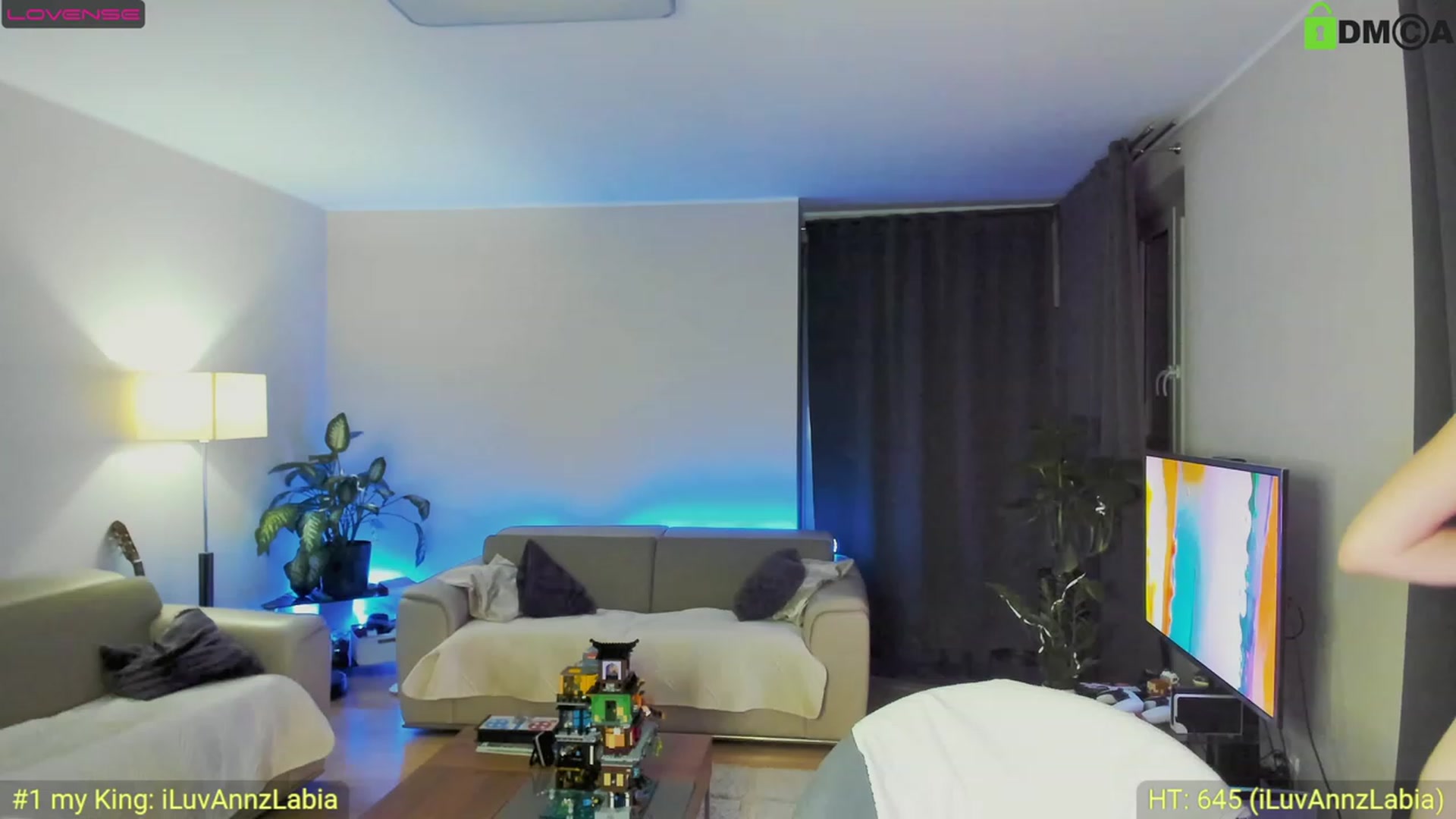Gallery image thumbnail from AnnWettie's myfreecams stream on, 04/23/2023, 24:00 image 17 of 20
