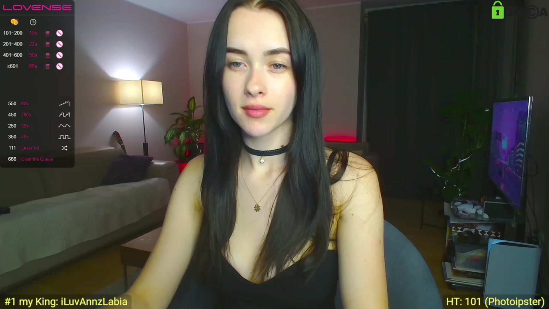 Gallery image thumbnail from AnnWettie's myfreecams stream on, 04/24/2023, 22:03 image 9 of 20