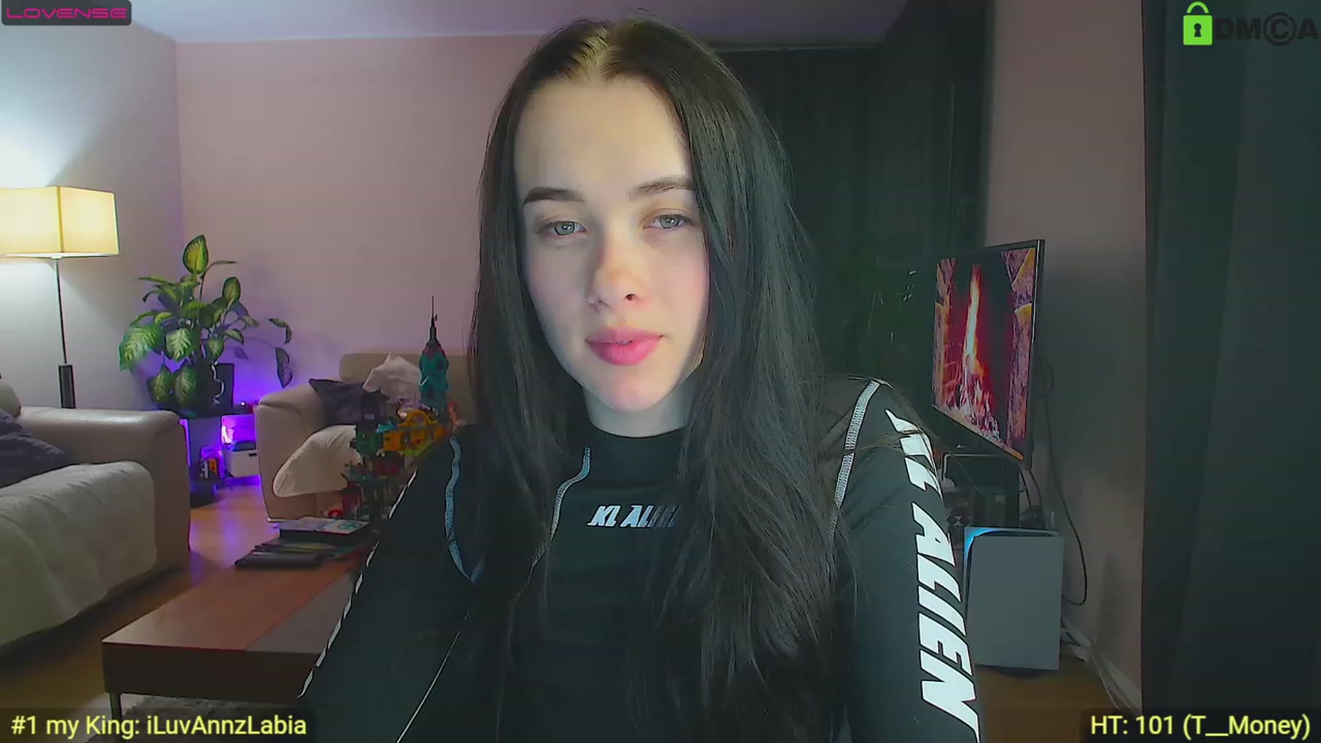 Gallery image thumbnail from AnnWettie's myfreecams stream on, 04/28/2023, 22:00 image 9 of 20