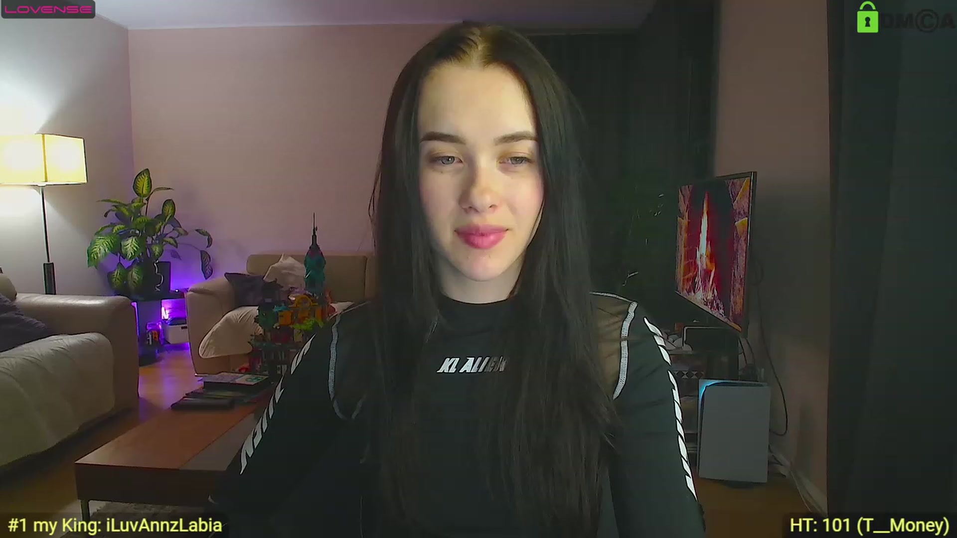 Gallery image thumbnail from AnnWettie's myfreecams stream on, 04/28/2023, 22:00 image 15 of 20