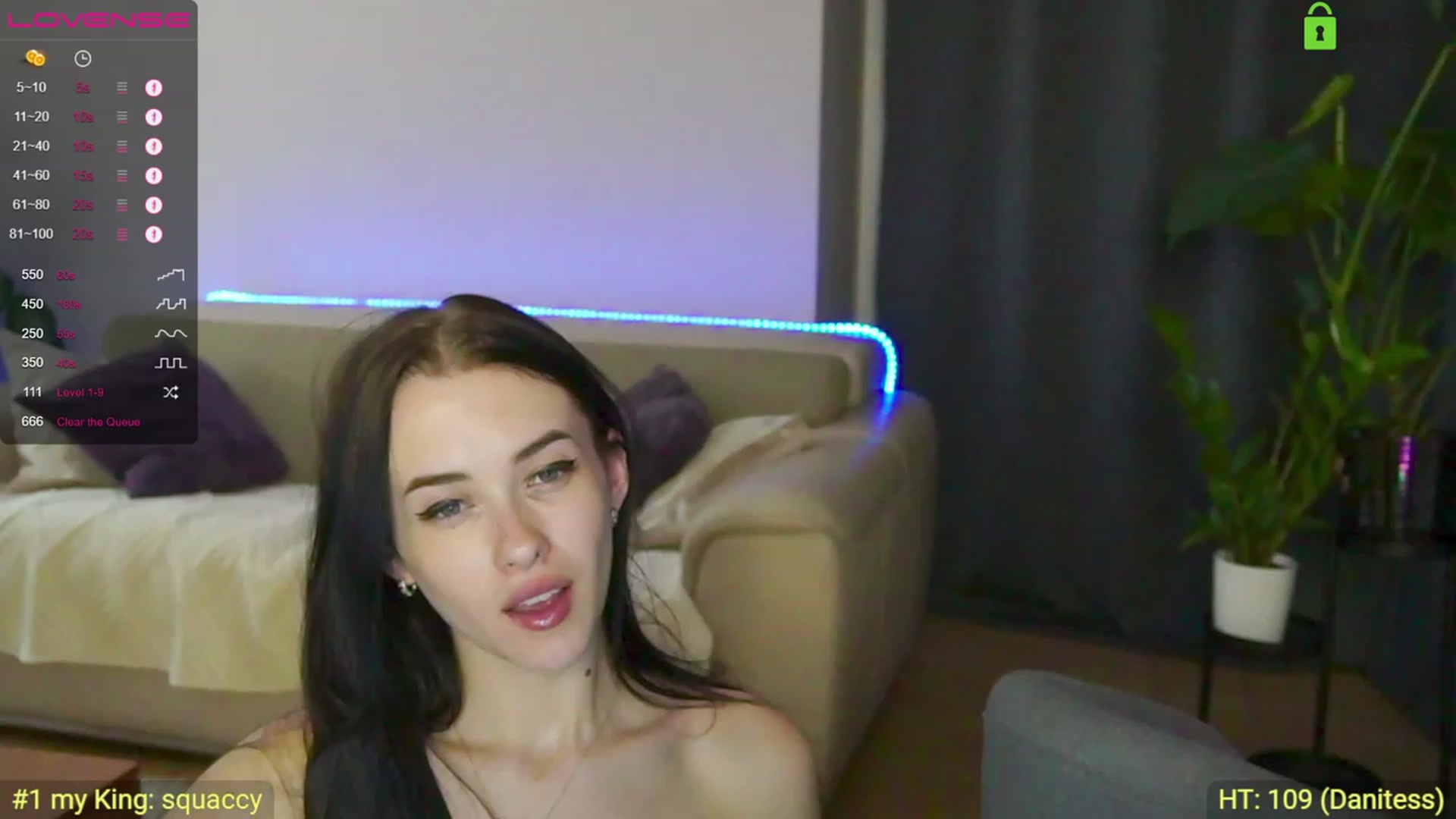 Gallery image thumbnail from AnnWettie's myfreecams stream on, 05/09/2023, 24:01 image 14 of 20