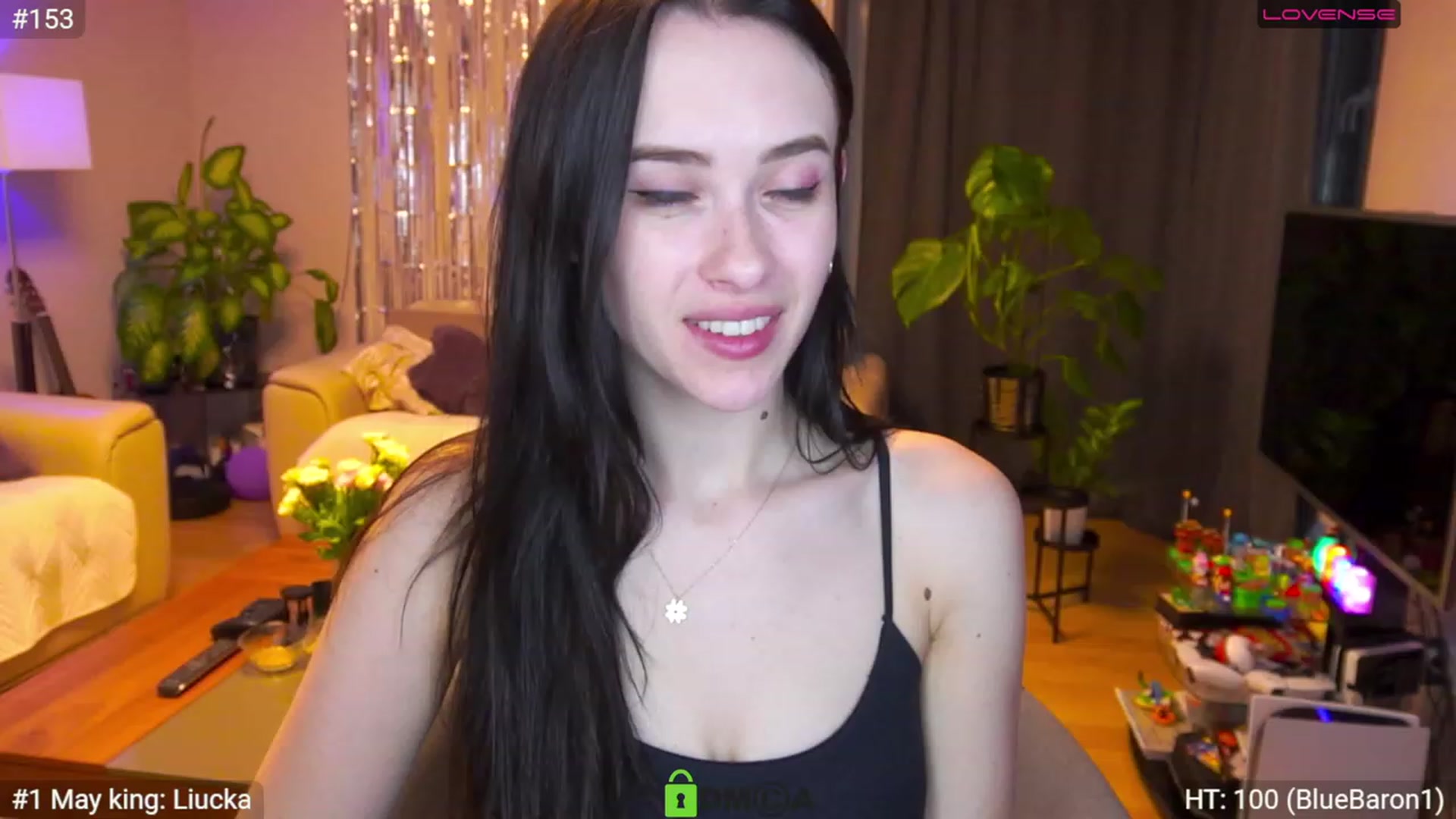 Gallery image thumbnail from AnnWettie's myfreecams stream on, 05/31/2023, 24:00 image 13 of 20