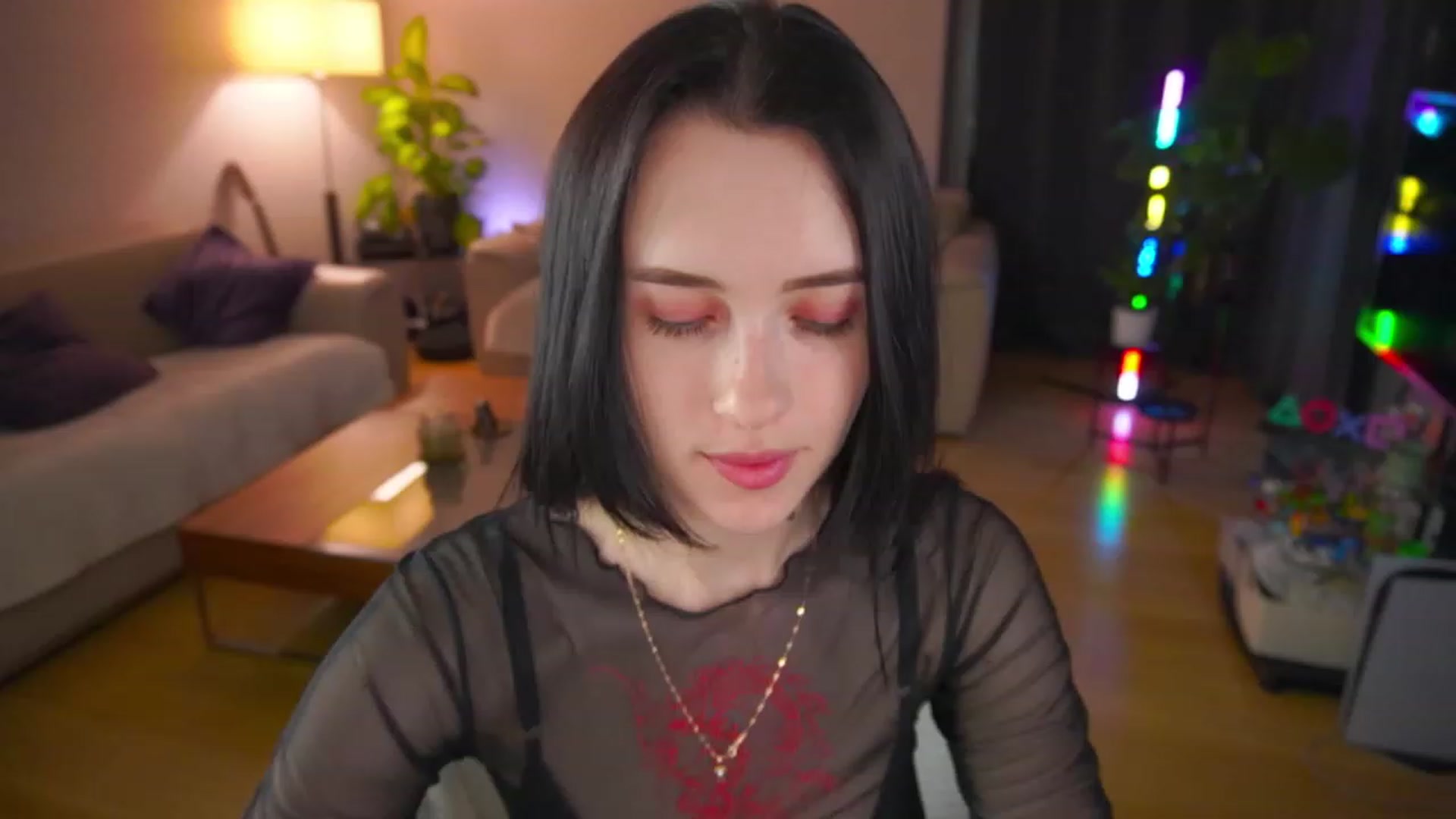 Gallery image thumbnail from AnnWettie's myfreecams stream on, 07/04/2023, 24:13 image 6 of 20