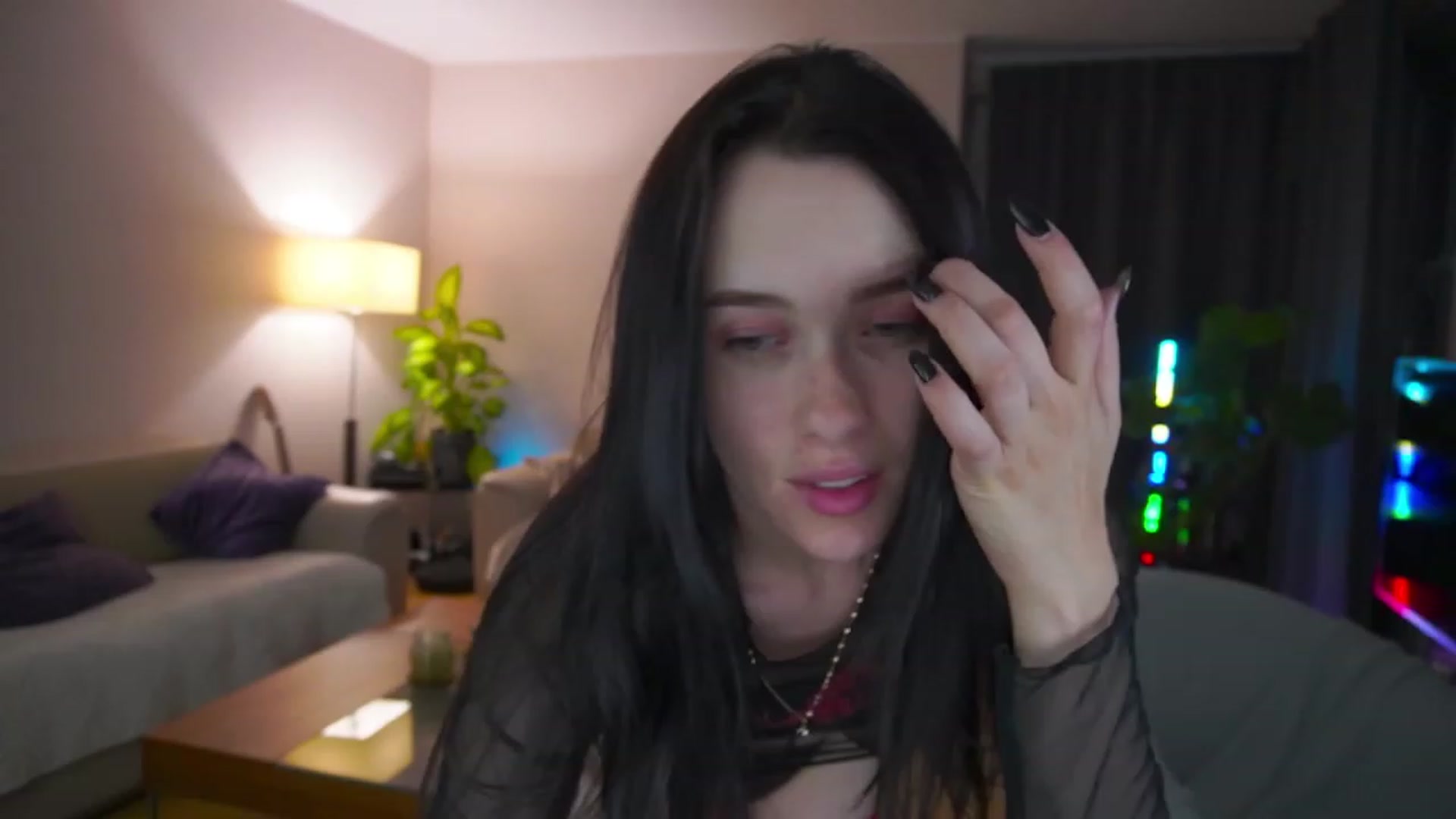 Gallery image thumbnail from AnnWettie's myfreecams stream on, 07/04/2023, 24:57 image 10 of 20