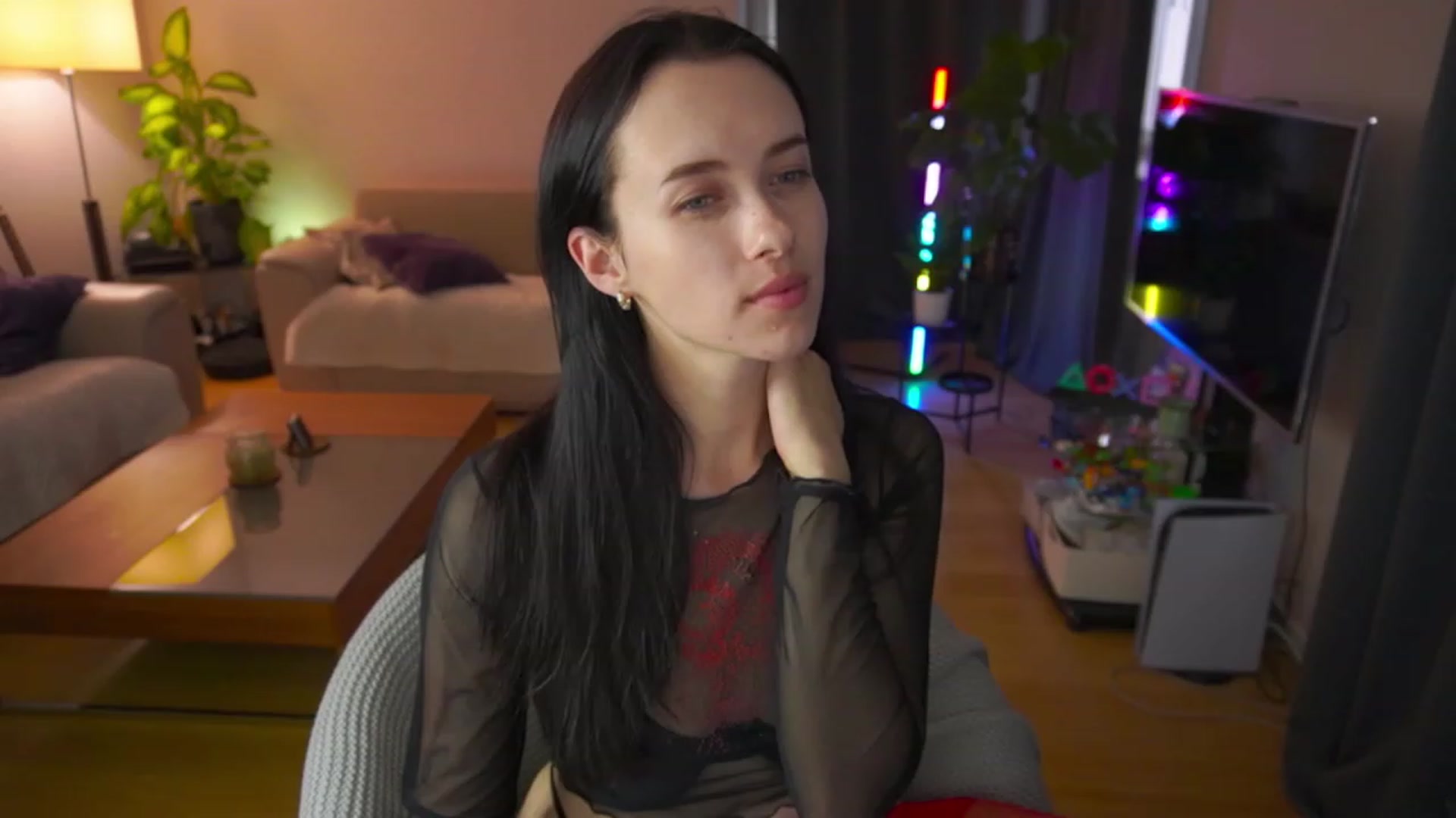 Gallery image thumbnail from AnnWettie's myfreecams stream on, 07/04/2023, 02:59 image 20 of 20