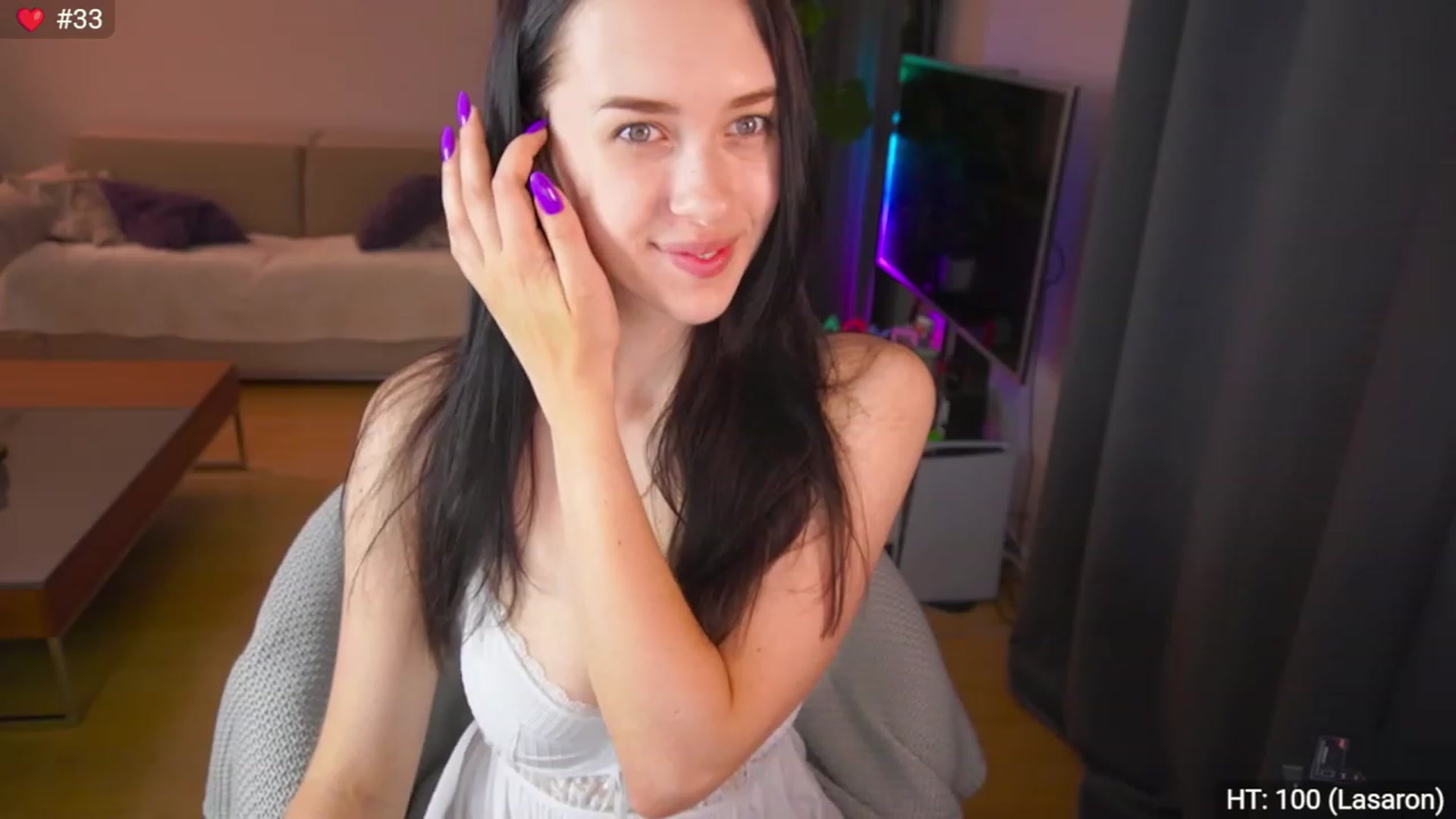 Gallery image thumbnail from AnnWettie's myfreecams stream on, 07/06/2023, 24:04 image 13 of 20