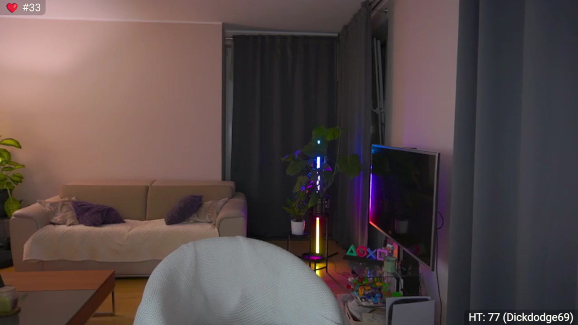 Gallery image thumbnail from AnnWettie's myfreecams stream on, 07/06/2023, 24:04 image 9 of 20