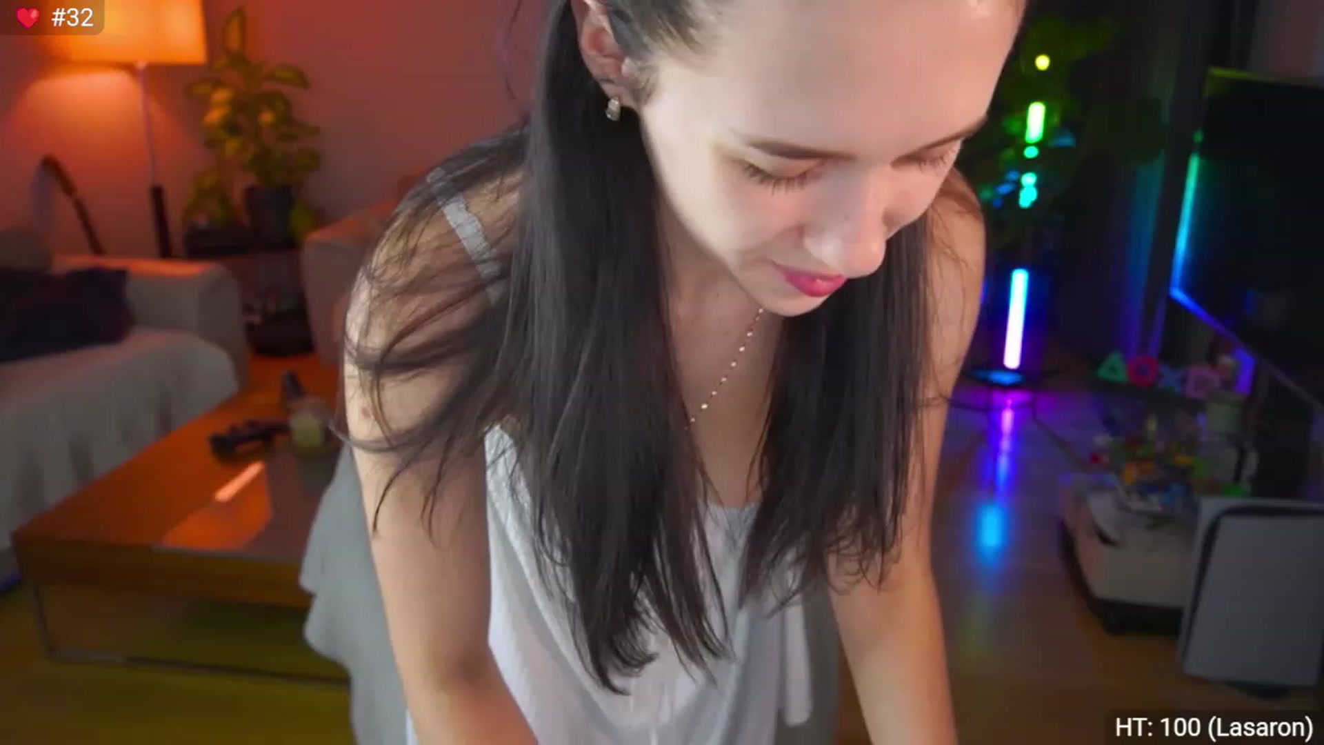 Gallery image thumbnail from AnnWettie's myfreecams stream on, 07/06/2023, 24:24 image 11 of 20