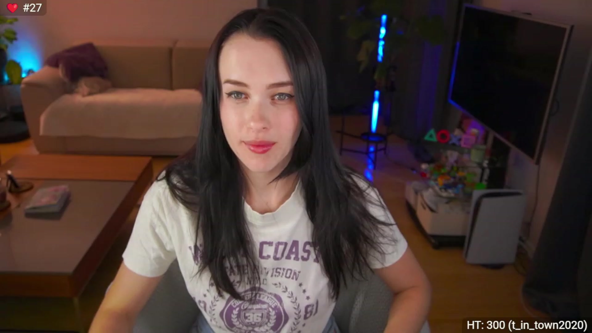 Gallery image thumbnail from AnnWettie's myfreecams stream on, 07/07/2023, 01:35 image 7 of 20