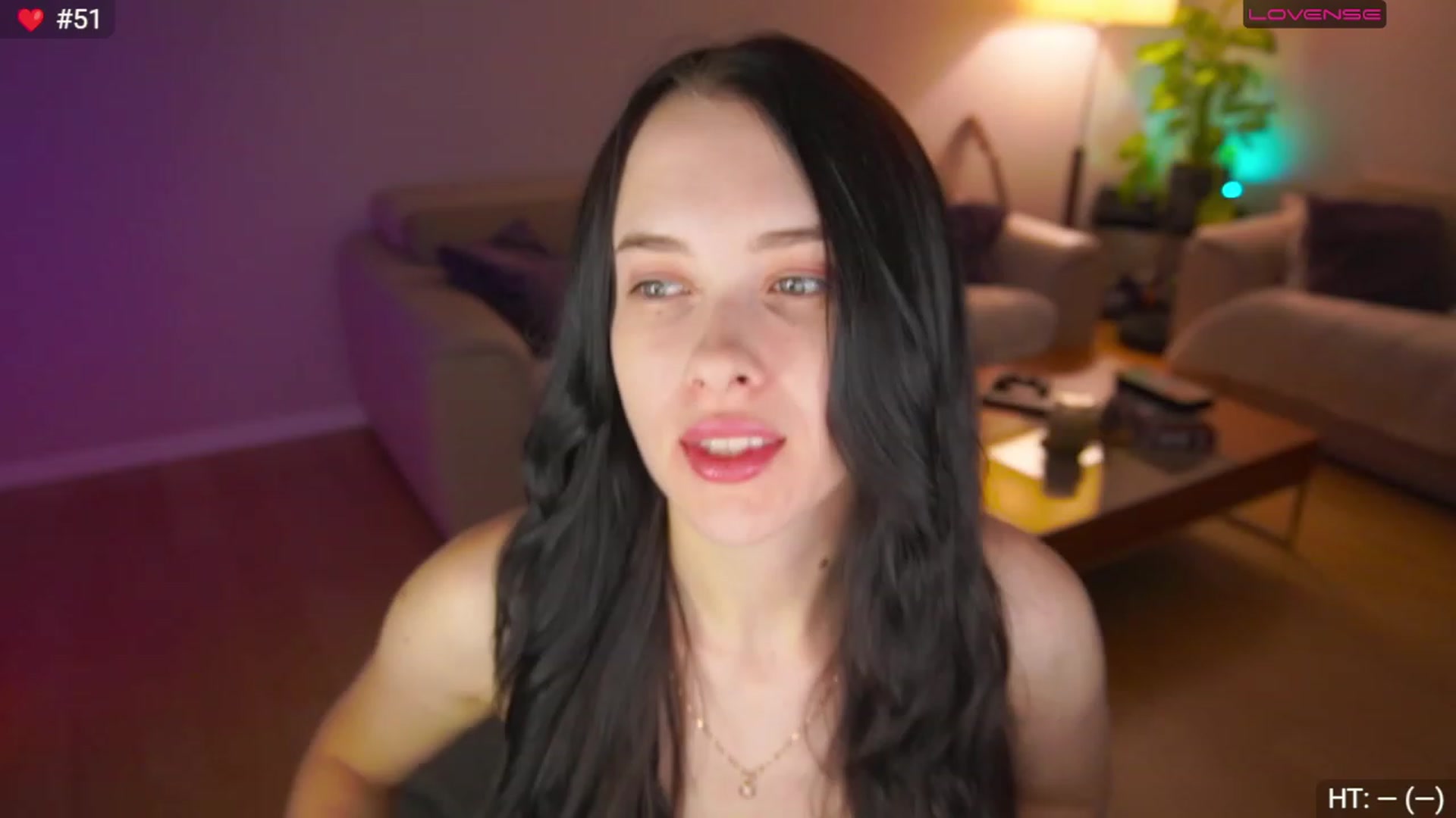 Gallery image thumbnail from AnnWettie's myfreecams stream on, 07/17/2023, 21:45 image 12 of 20