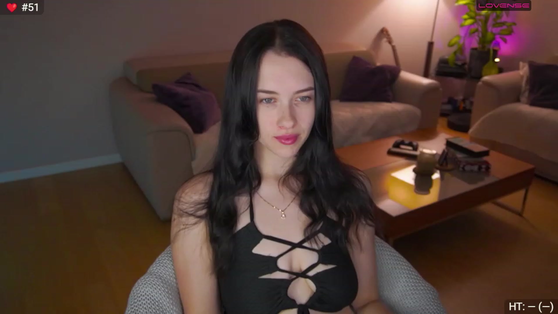 Gallery image thumbnail from AnnWettie's myfreecams stream on, 07/17/2023, 21:45 image 2 of 20