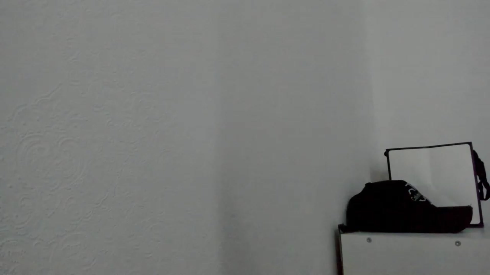 Gallery image thumbnail from Ann_24's myfreecams stream on, 05/05/2023, 08:20 image 7 of 20