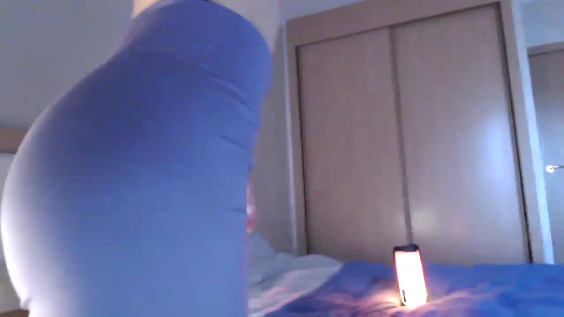 Gallery image thumbnail from Ann_apple's myfreecams stream on, 03/16/2023, 15:11 image 4 of 20