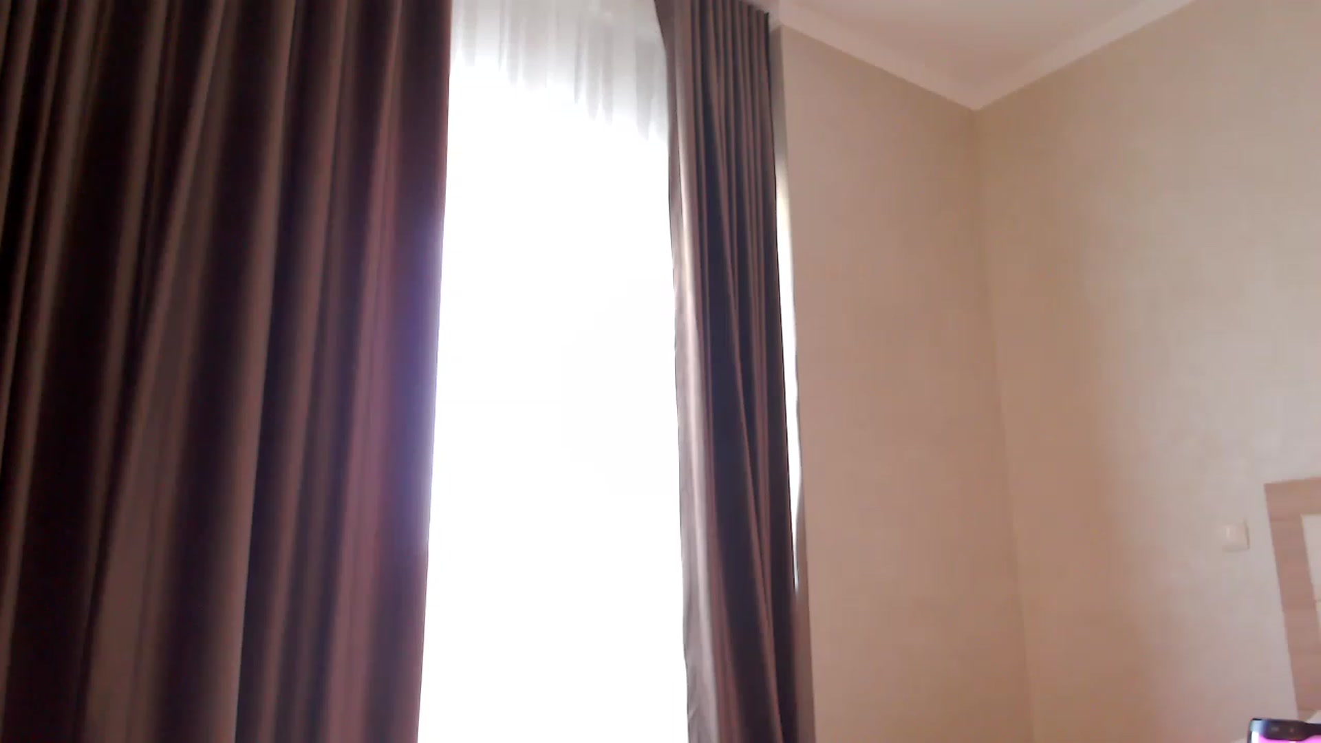 Gallery image thumbnail from Ann_apple's myfreecams stream on, 03/19/2023, 14:46 image 16 of 20