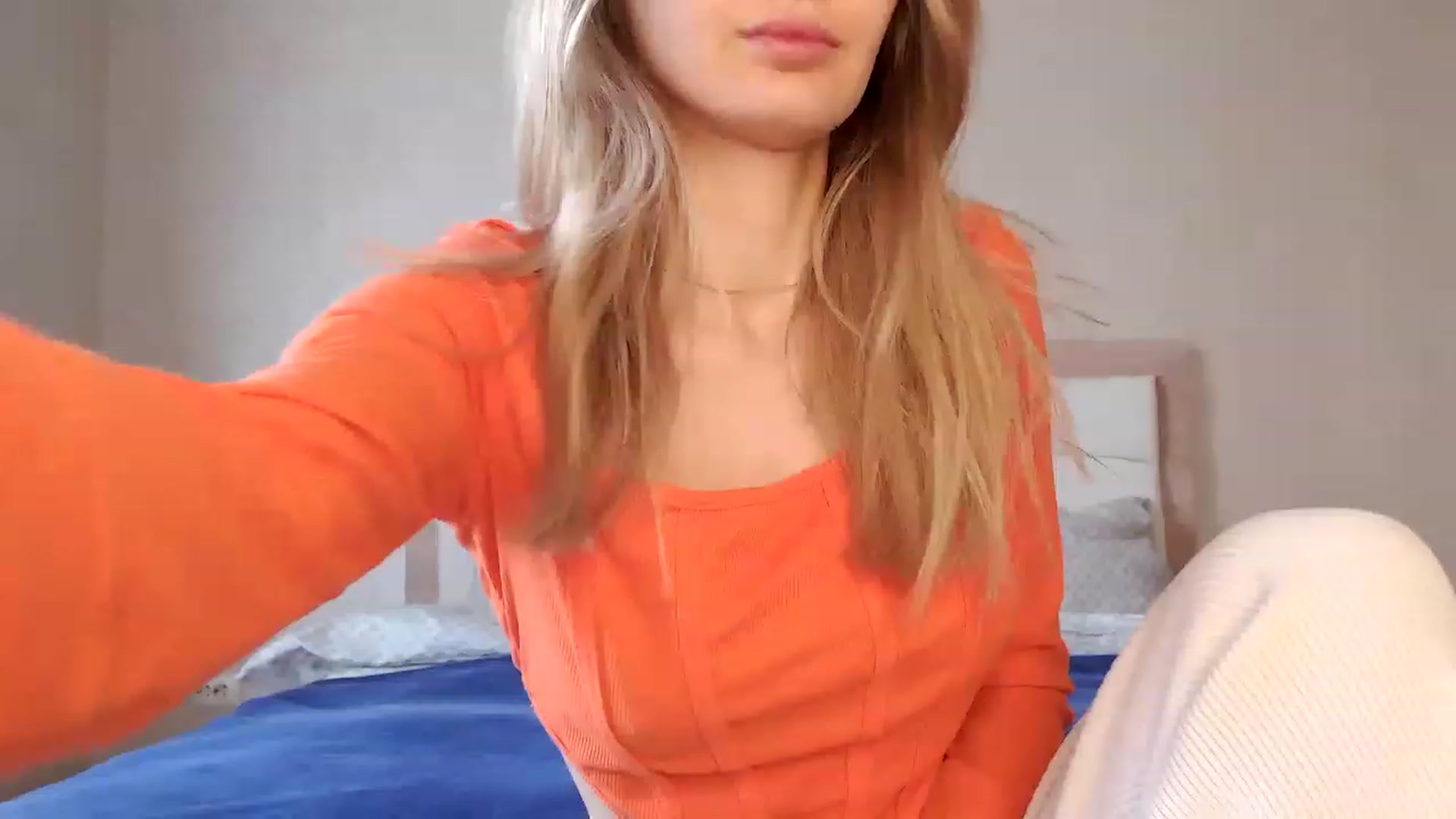 Gallery image thumbnail from Ann_apple's myfreecams stream on, 03/20/2023, 11:57 image 4 of 20