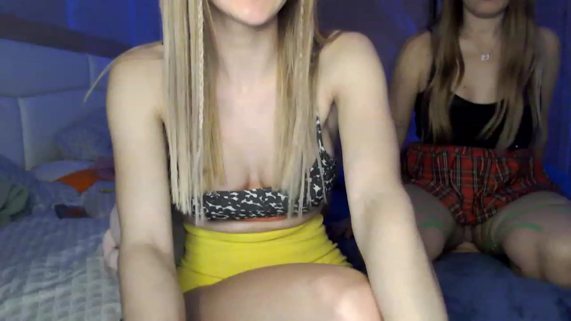 Gallery image thumbnail from Ann_apple's myfreecams stream on, 03/29/2023, 21:33 image 2 of 20