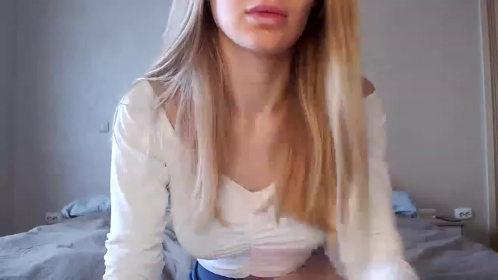 Gallery image thumbnail from Ann_apple's myfreecams stream on, 04/15/2023, 13:29 image 20 of 20