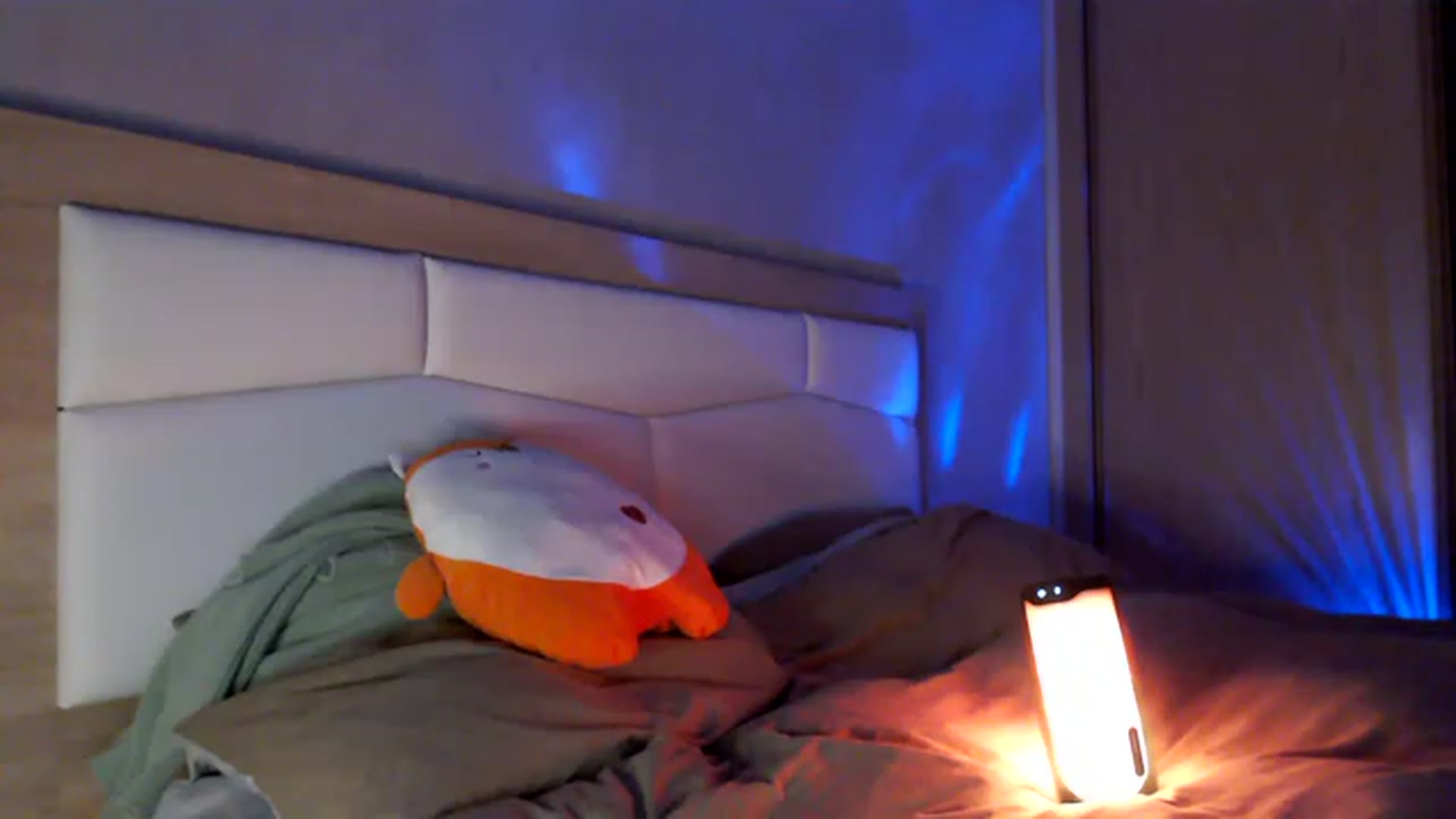 Gallery image thumbnail from Ann_apple's myfreecams stream on, 04/19/2023, 20:12 image 20 of 20