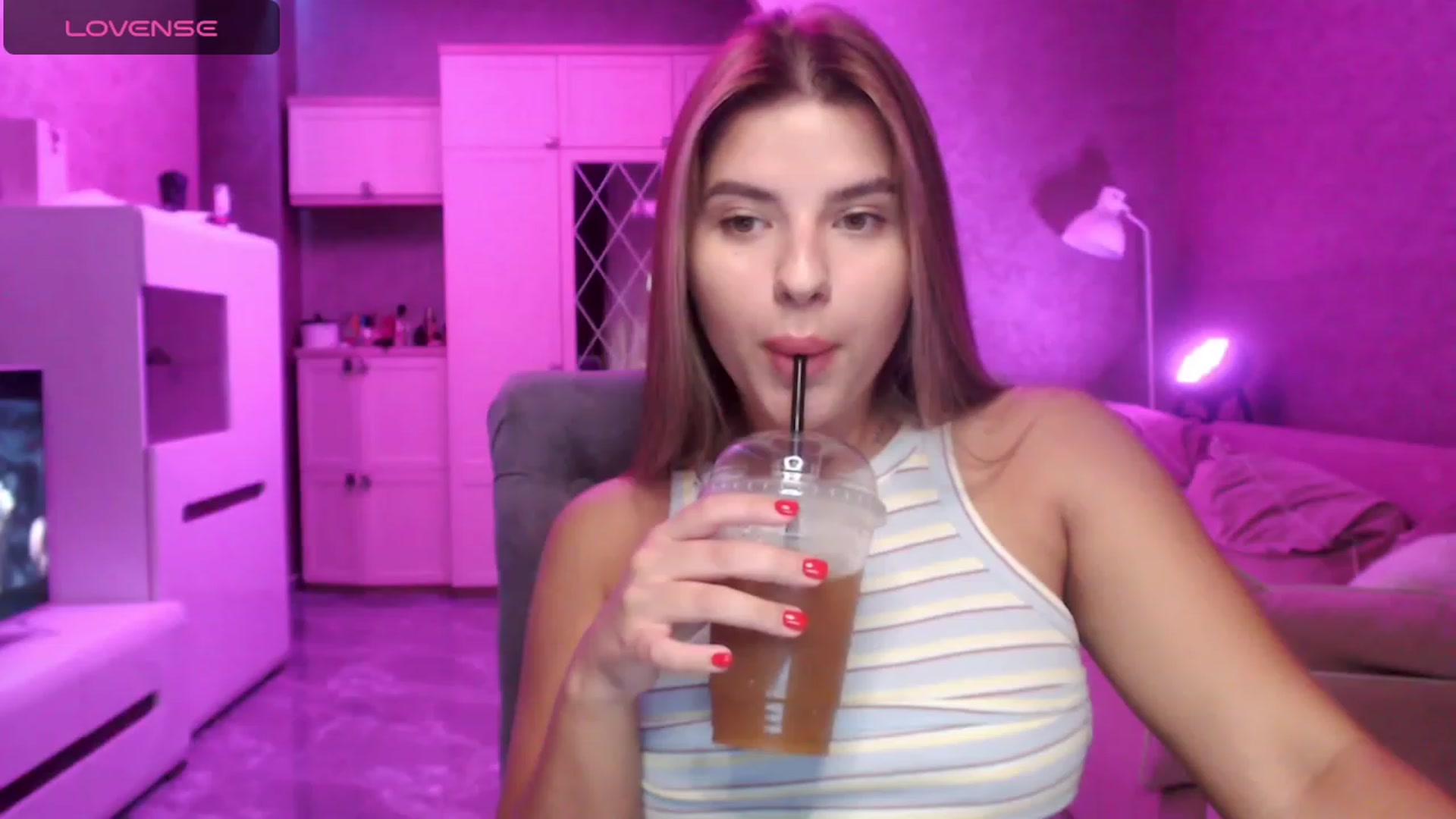 Gallery image thumbnail from Ann_baby_Ivy's myfreecams stream on, 08/29/2023, 08:38 image 7 of 20