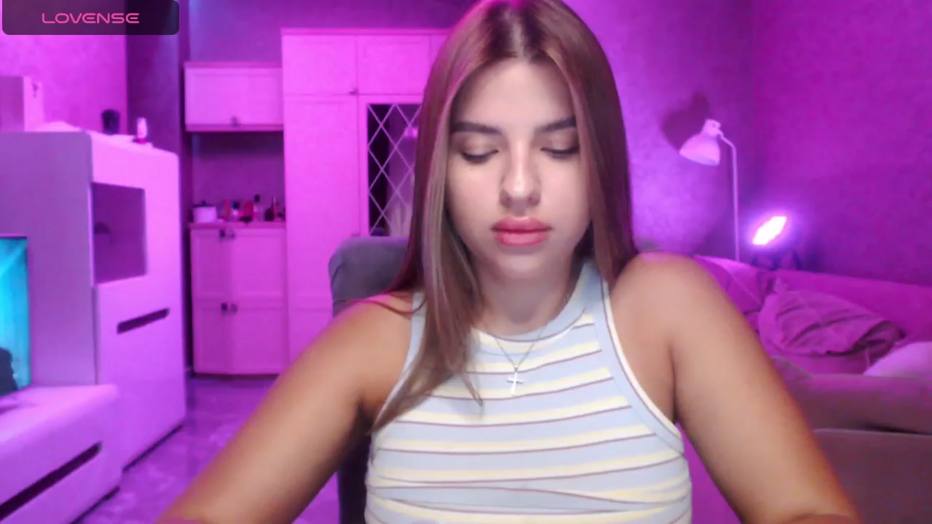 Gallery image thumbnail from Ann_baby_Ivy's myfreecams stream on, 08/29/2023, 08:38 image 3 of 20