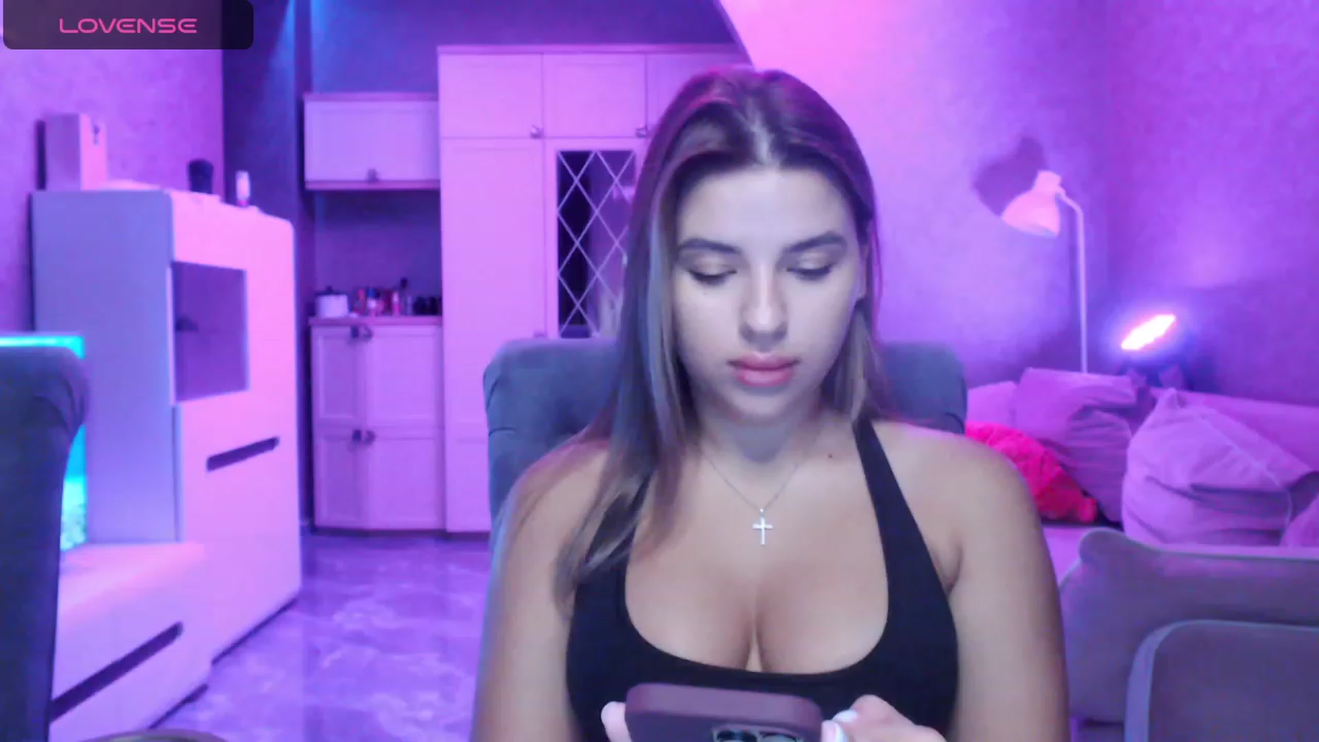 Gallery image thumbnail from Ann_baby_Ivy's myfreecams stream on, 09/06/2023, 07:52 image 18 of 20
