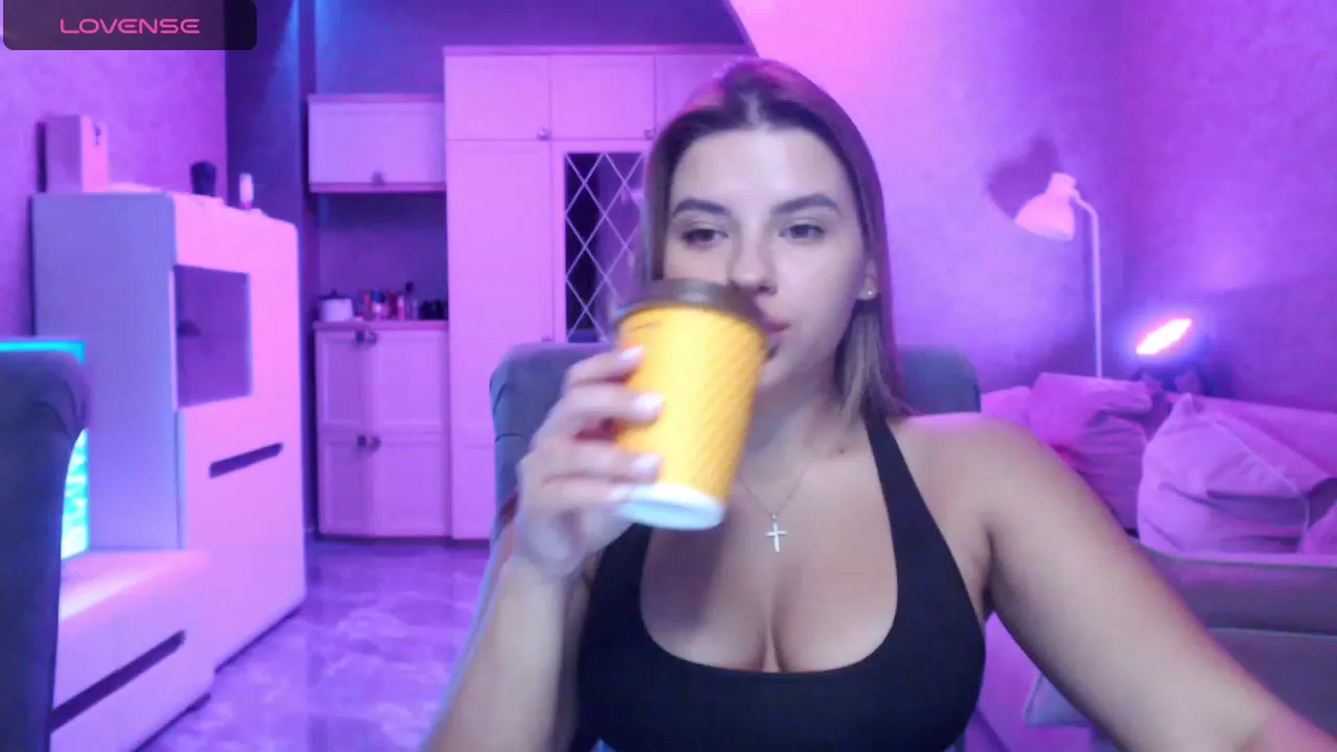 Gallery image thumbnail from Ann_baby_Ivy's myfreecams stream on, 09/06/2023, 07:52 image 14 of 20