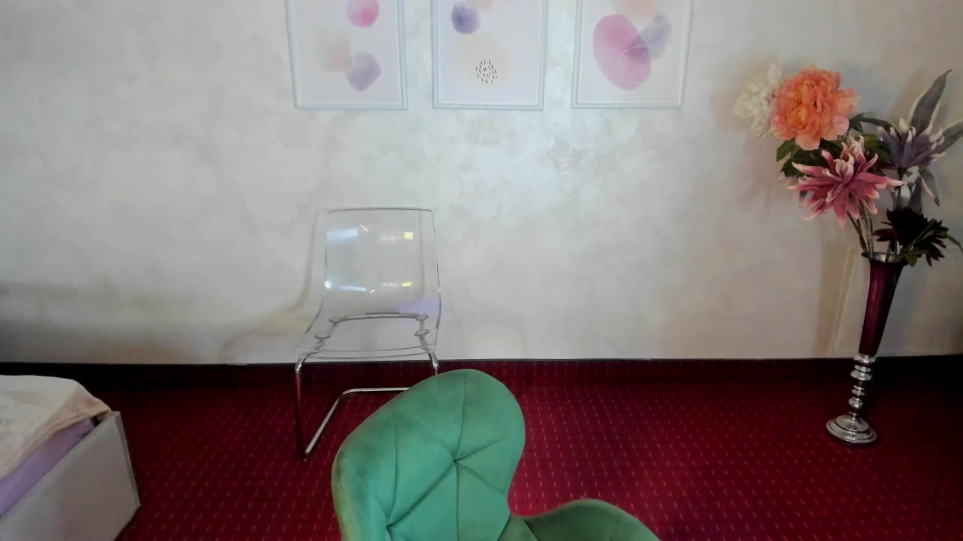 Gallery image thumbnail from Anna9191's myfreecams stream on, 10/31/2024, 09:07 image 5 of 20