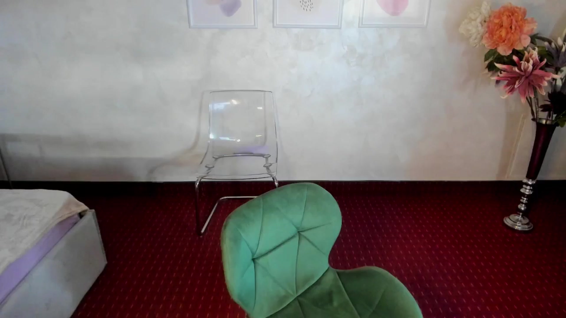 Gallery image thumbnail from Anna9191's myfreecams stream on, 10/31/2024, 11:21 image 16 of 20