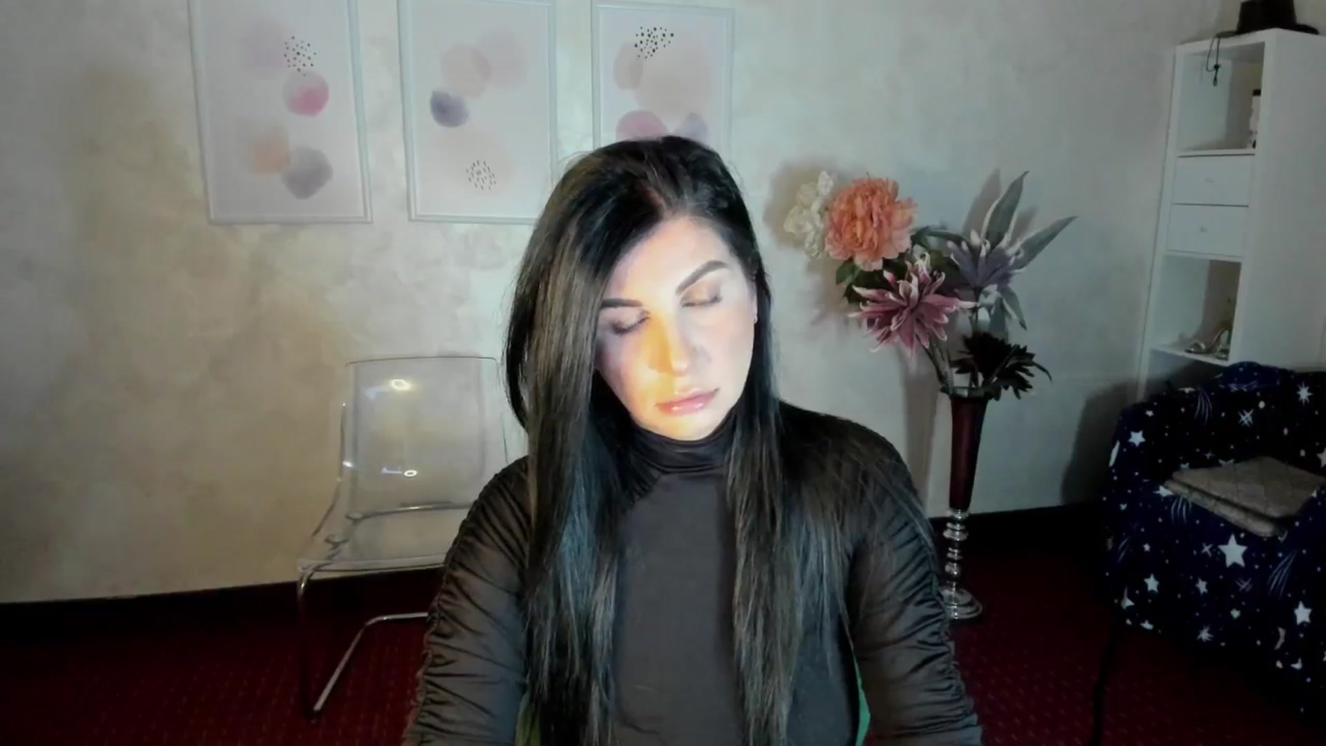 Gallery image thumbnail from Anna9191's myfreecams stream on, 11/04/2024, 08:45 image 3 of 20