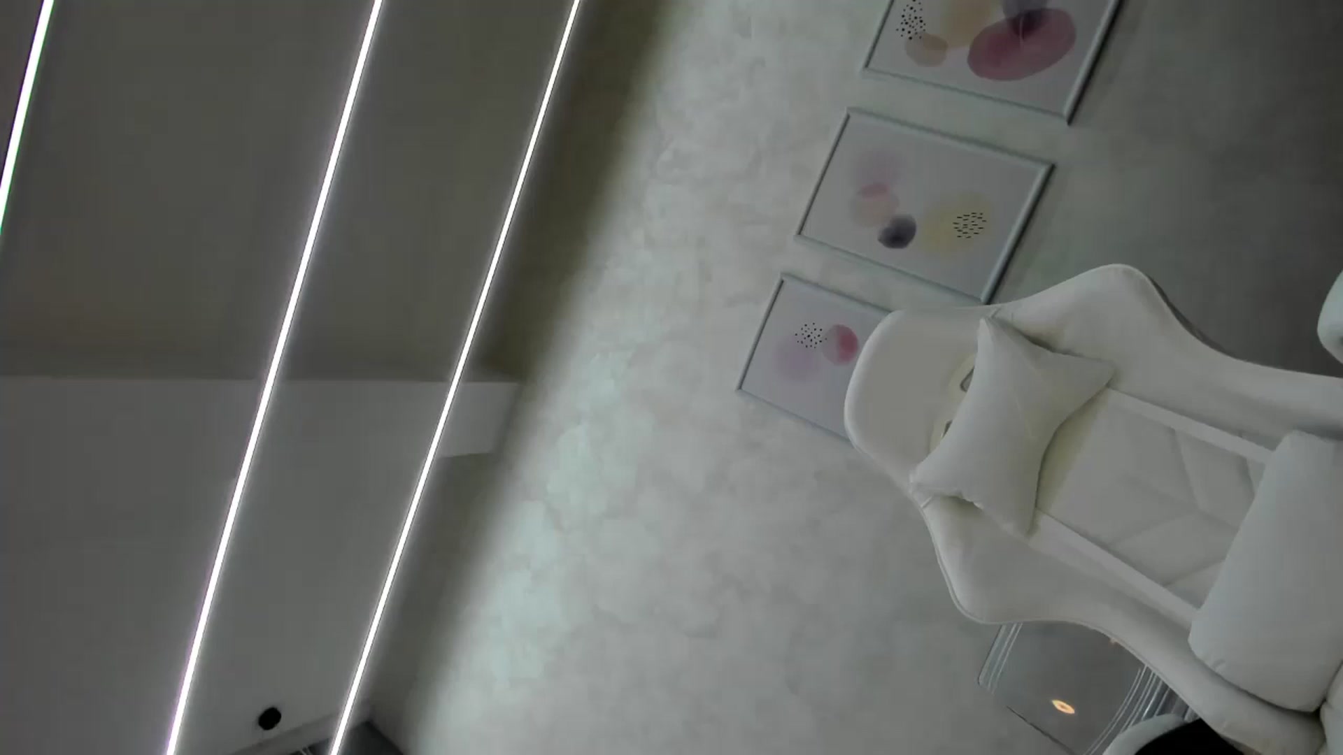 Gallery image thumbnail from Anna9191's myfreecams stream on, 12/18/2024, 11:49 image 1 of 20
