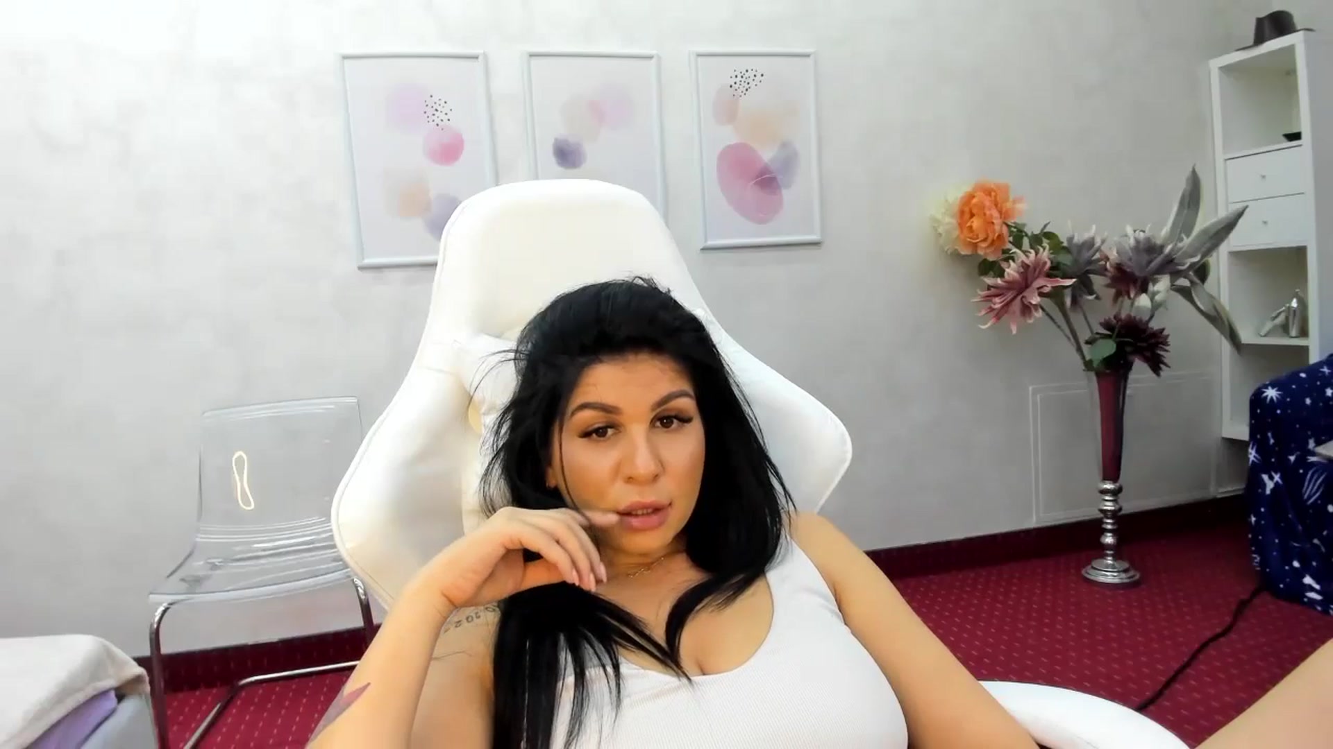 Gallery image thumbnail from Anna9191's myfreecams stream on, 12/18/2024, 11:49 image 16 of 20
