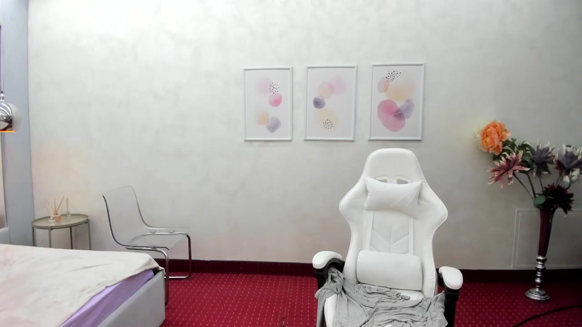 Gallery image thumbnail from Anna9191's myfreecams stream on, 12/29/2024, 13:29 image 6 of 20