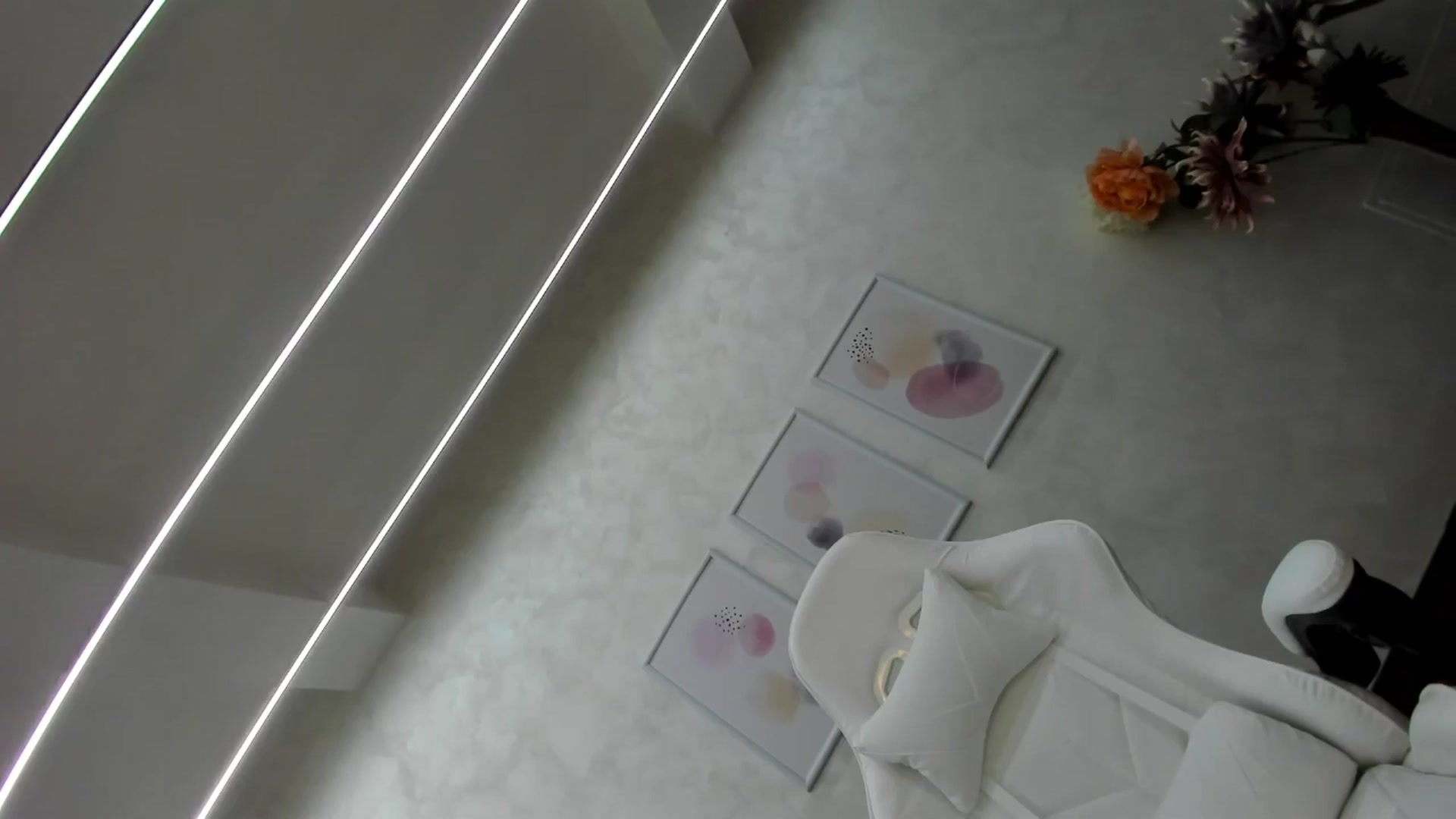 Gallery image thumbnail from Anna9191's myfreecams stream on, 01/05/2025, 10:26 image 9 of 20