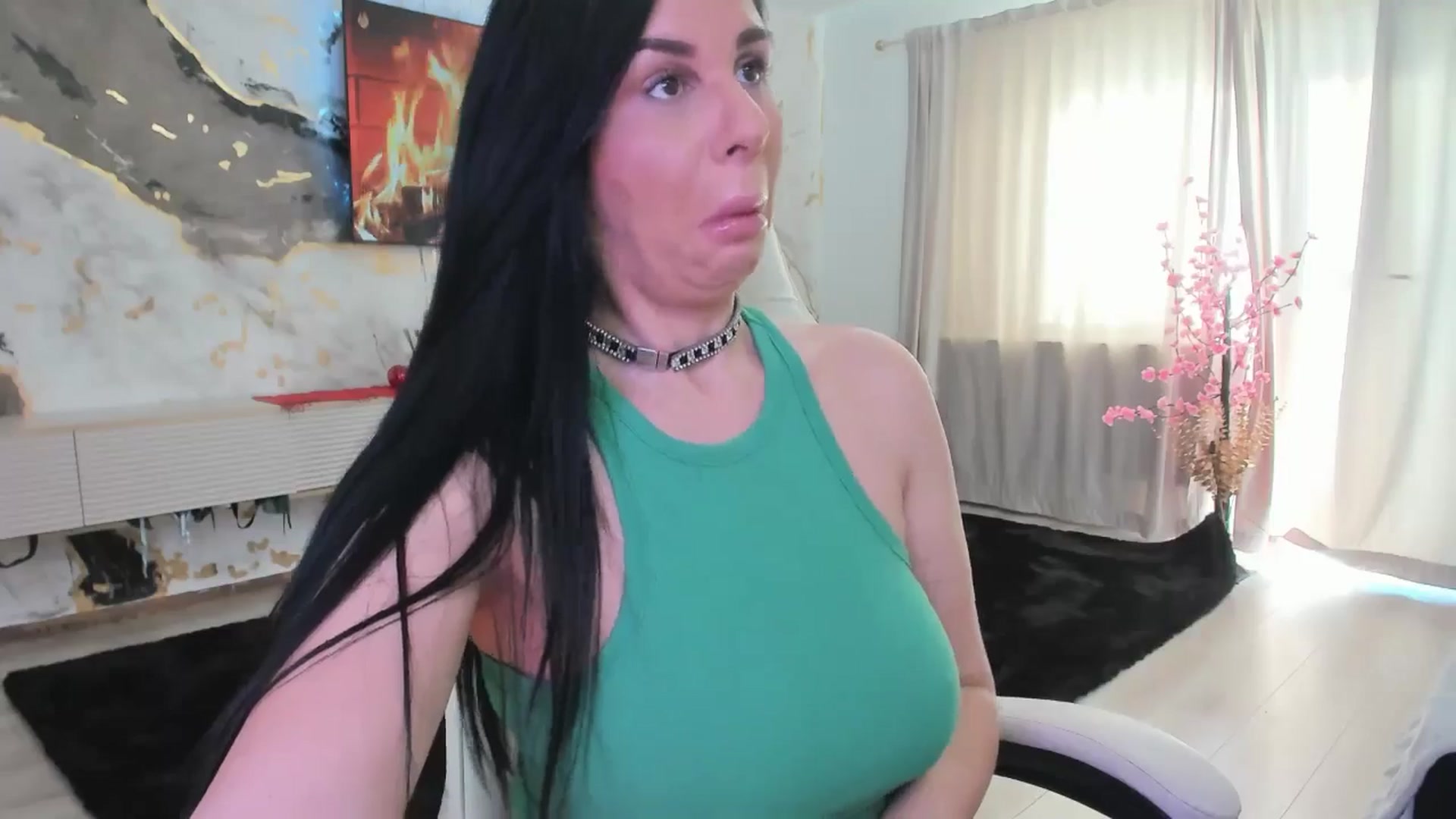 Gallery image thumbnail from Anna9191's myfreecams stream on, 12/29/2025, 10:47 image 13 of 20