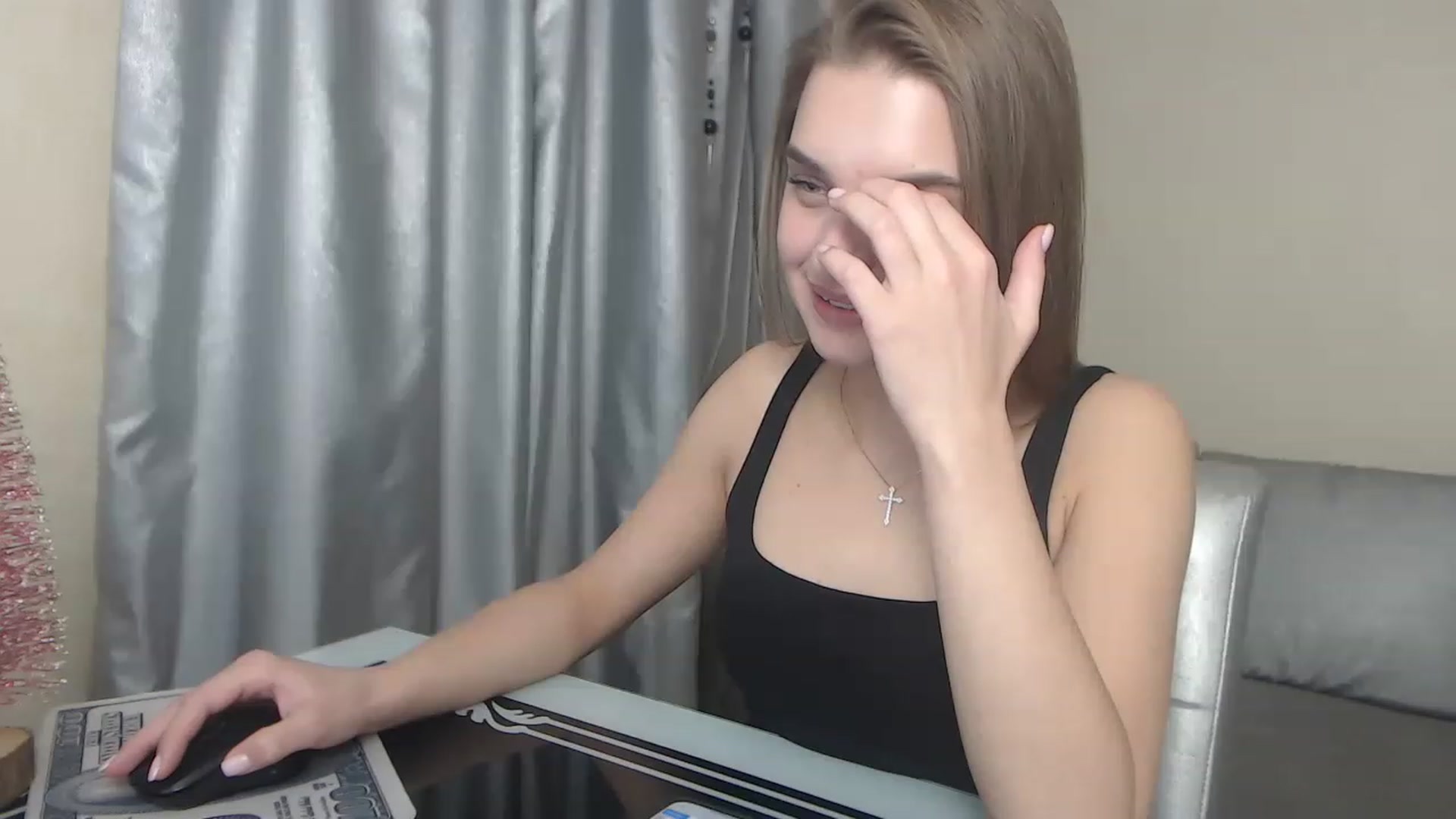 Gallery image thumbnail from AnnaAllison's myfreecams stream on, 01/03/2023, 20:53 image 4 of 20