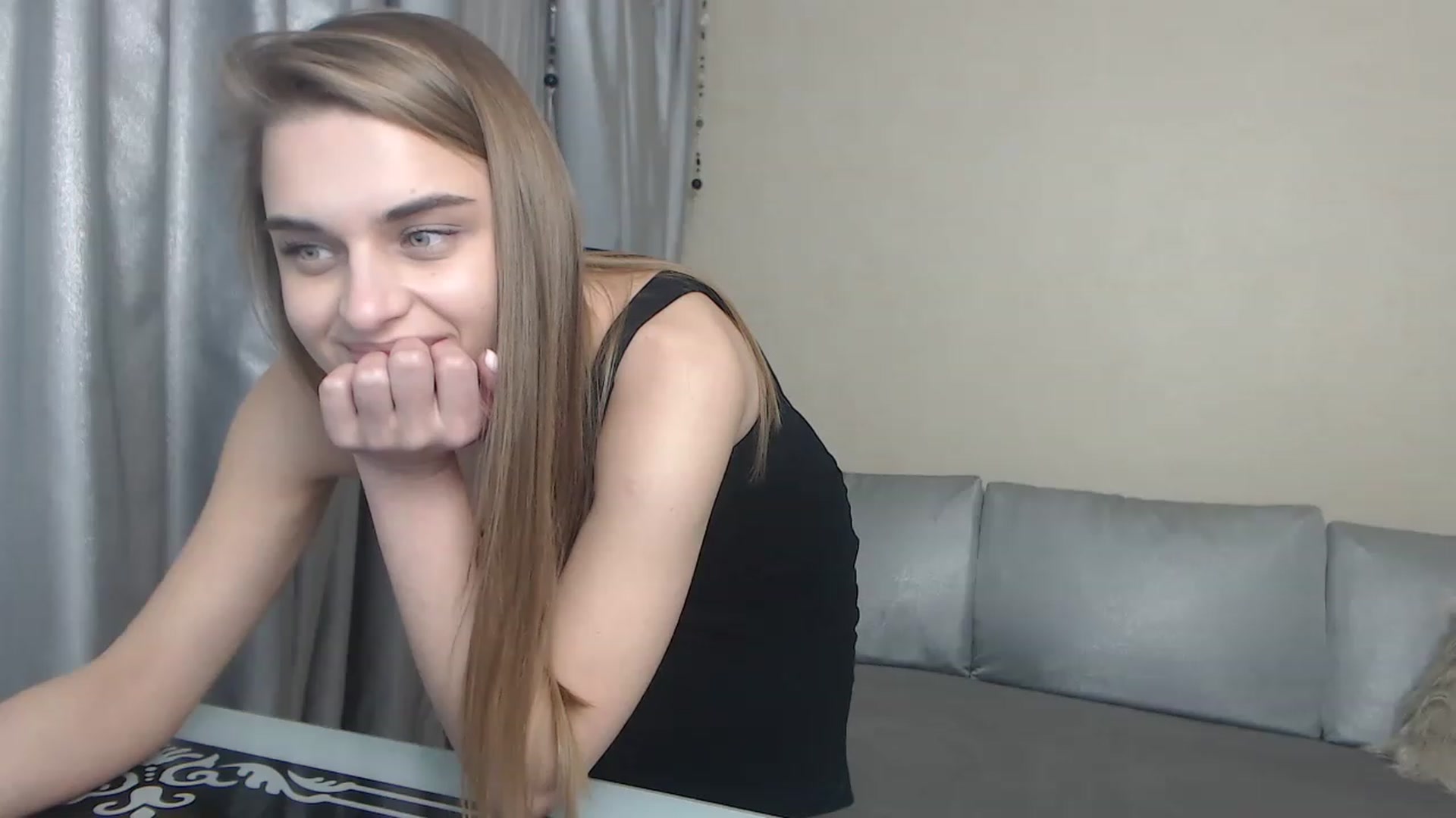 Gallery image thumbnail from AnnaAllison's myfreecams stream on, 02/06/2023, 02:33 image 10 of 20