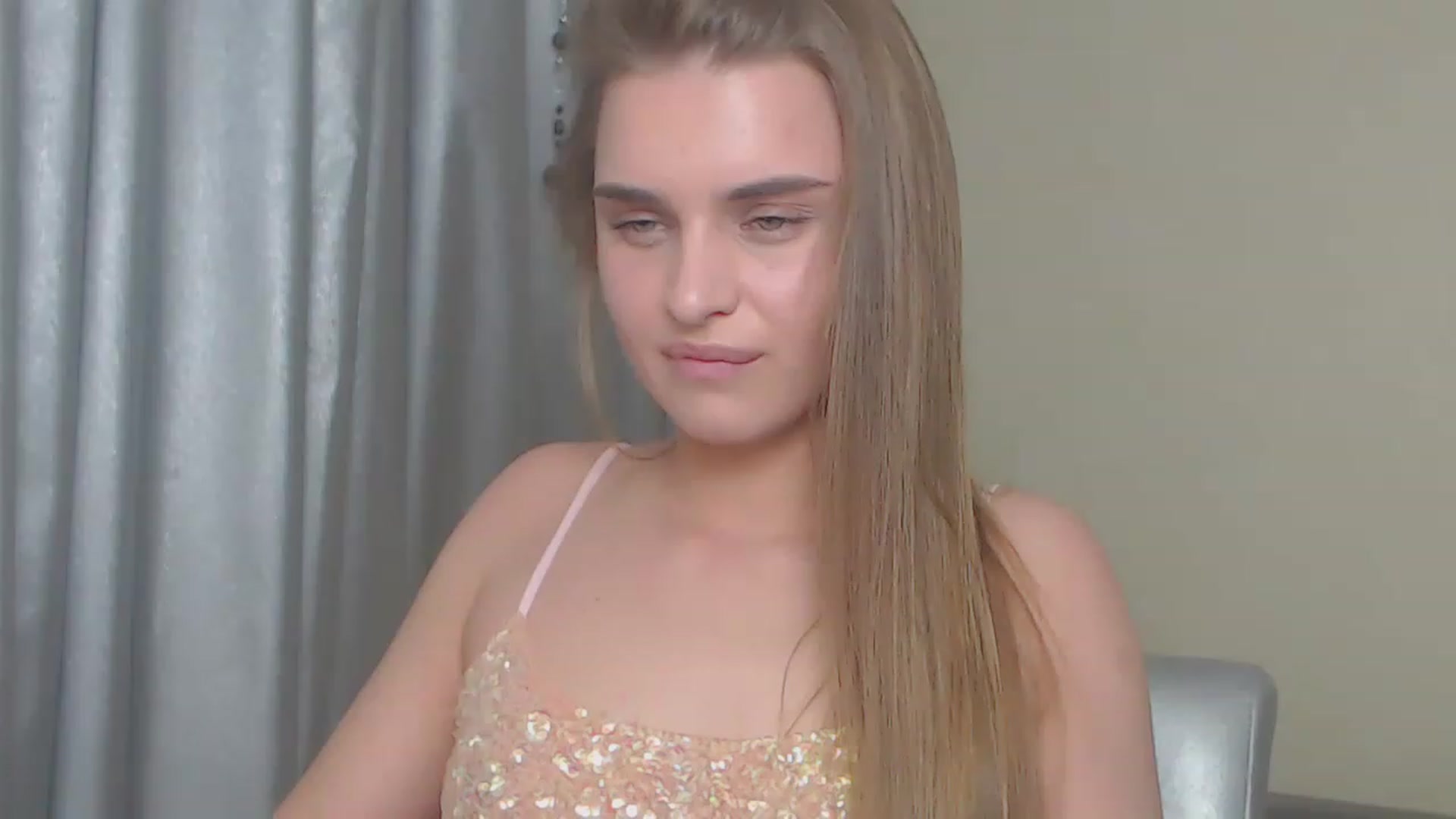 Gallery image thumbnail from AnnaAllison's myfreecams stream on, 04/25/2023, 19:36 image 19 of 20