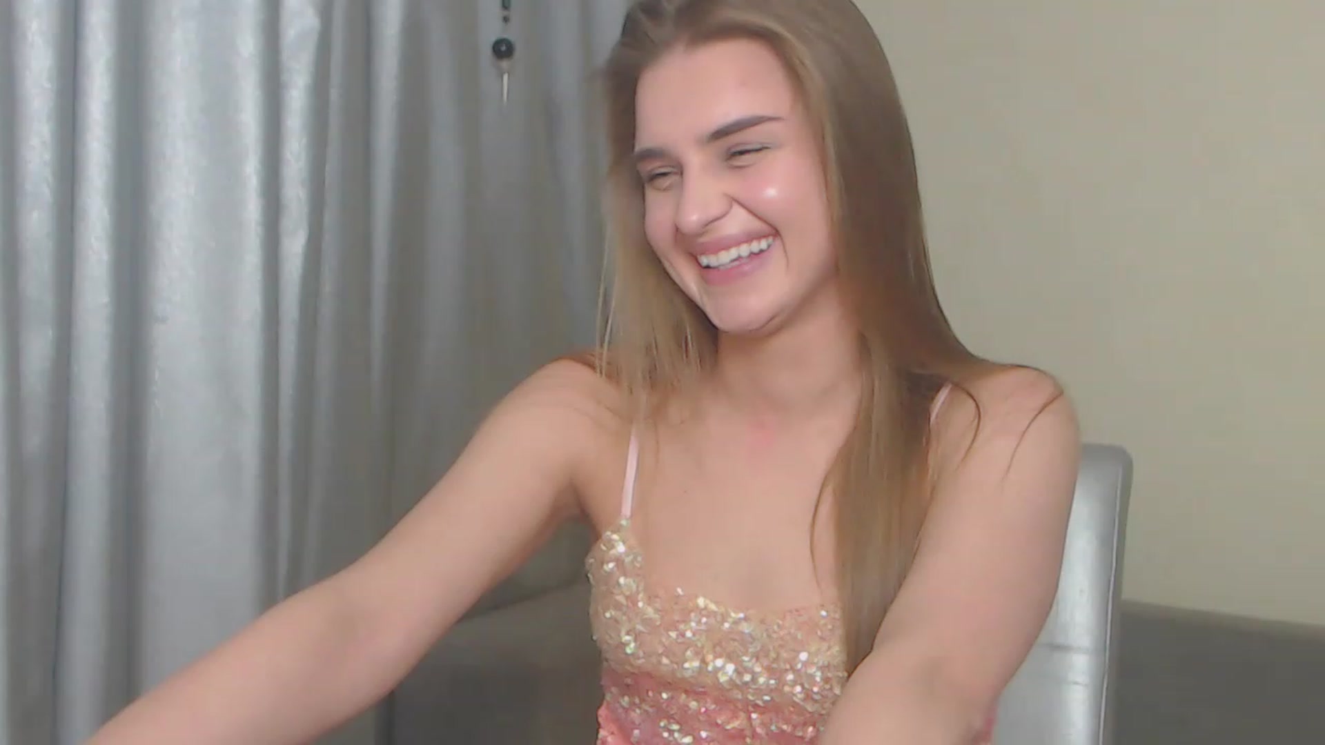 Gallery image thumbnail from AnnaAllison's myfreecams stream on, 04/25/2023, 19:36 image 8 of 20