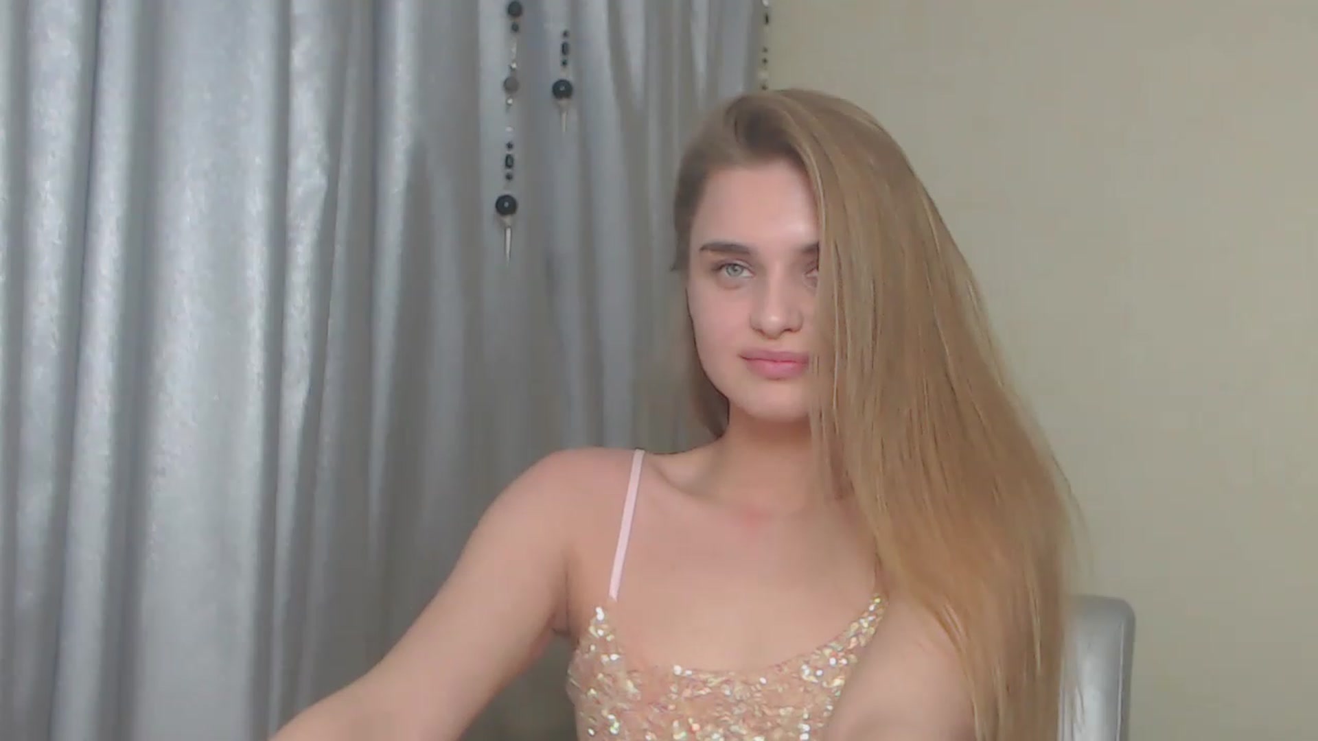 Gallery image thumbnail from AnnaAllison's myfreecams stream on, 04/25/2023, 19:36 image 2 of 20