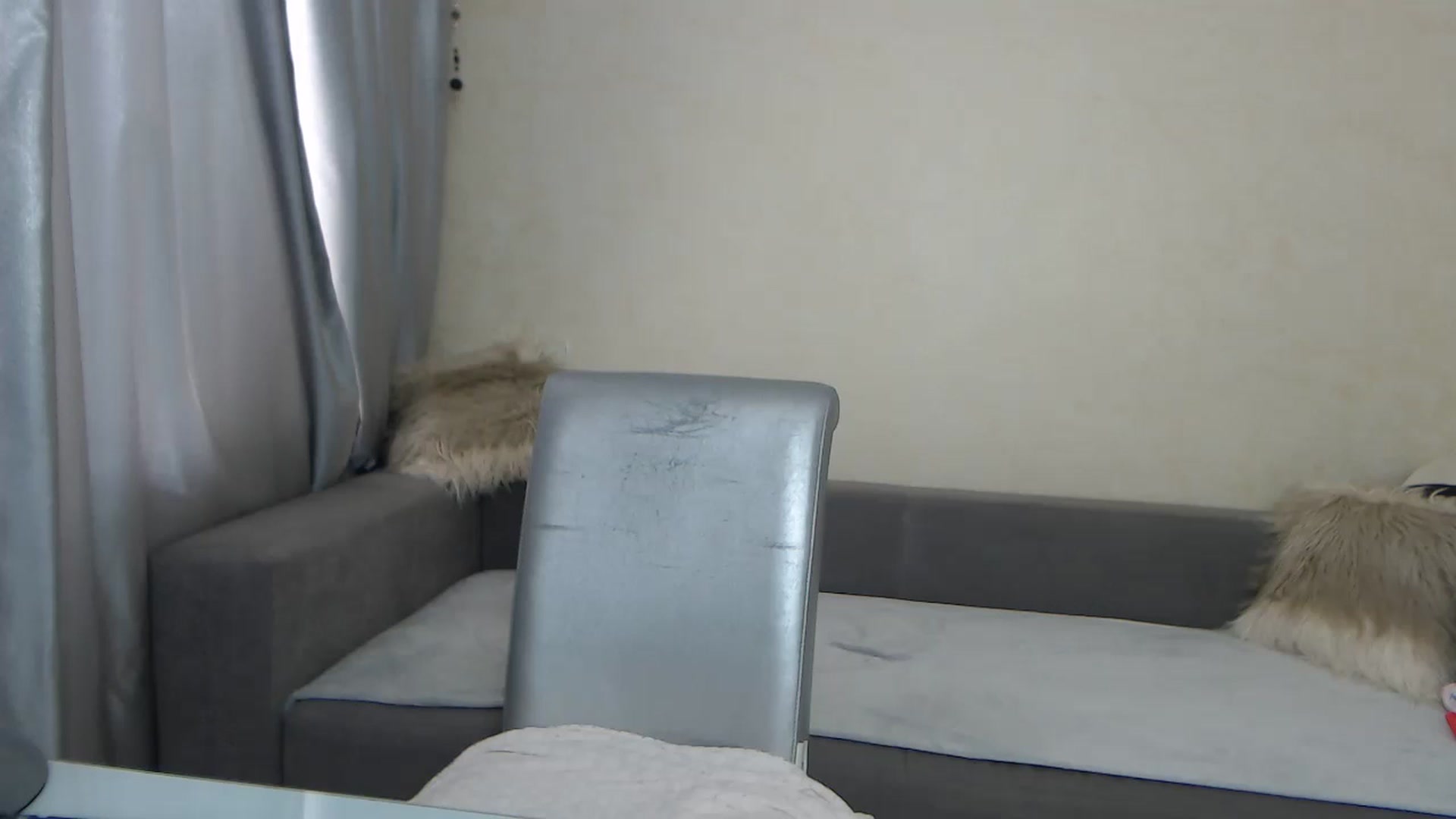 Gallery image thumbnail from AnnaAllison's myfreecams stream on, 06/21/2023, 10:06 image 7 of 20