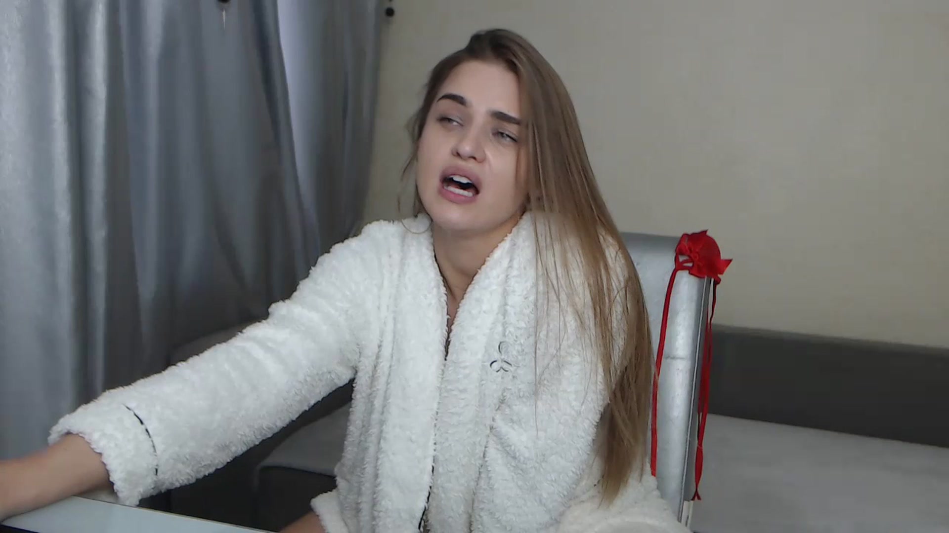 Gallery image thumbnail from AnnaAllison's myfreecams stream on, 06/30/2023, 12:03 image 11 of 20