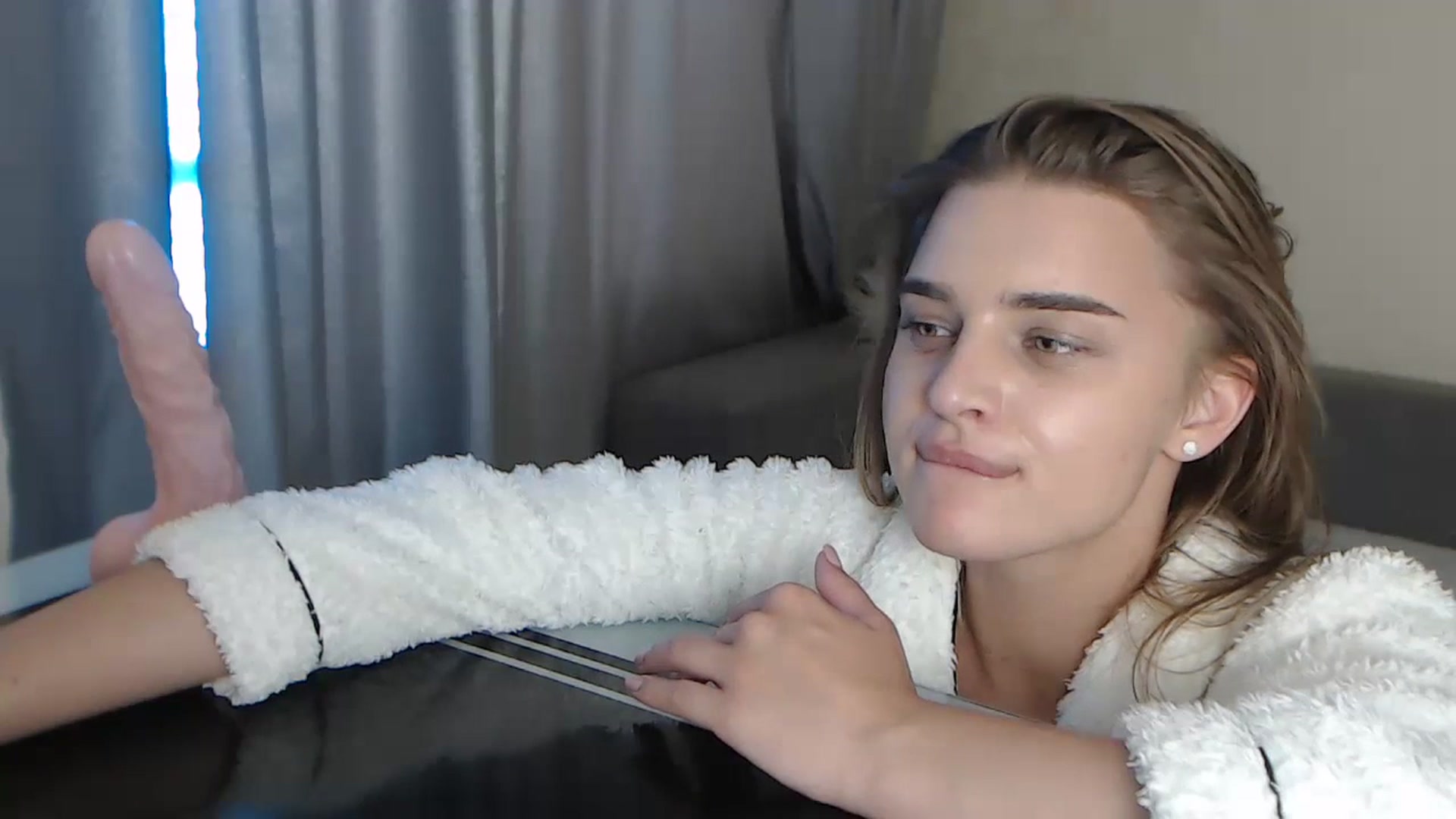 Gallery image thumbnail from AnnaAllison's myfreecams stream on, 07/09/2023, 12:34 image 3 of 20