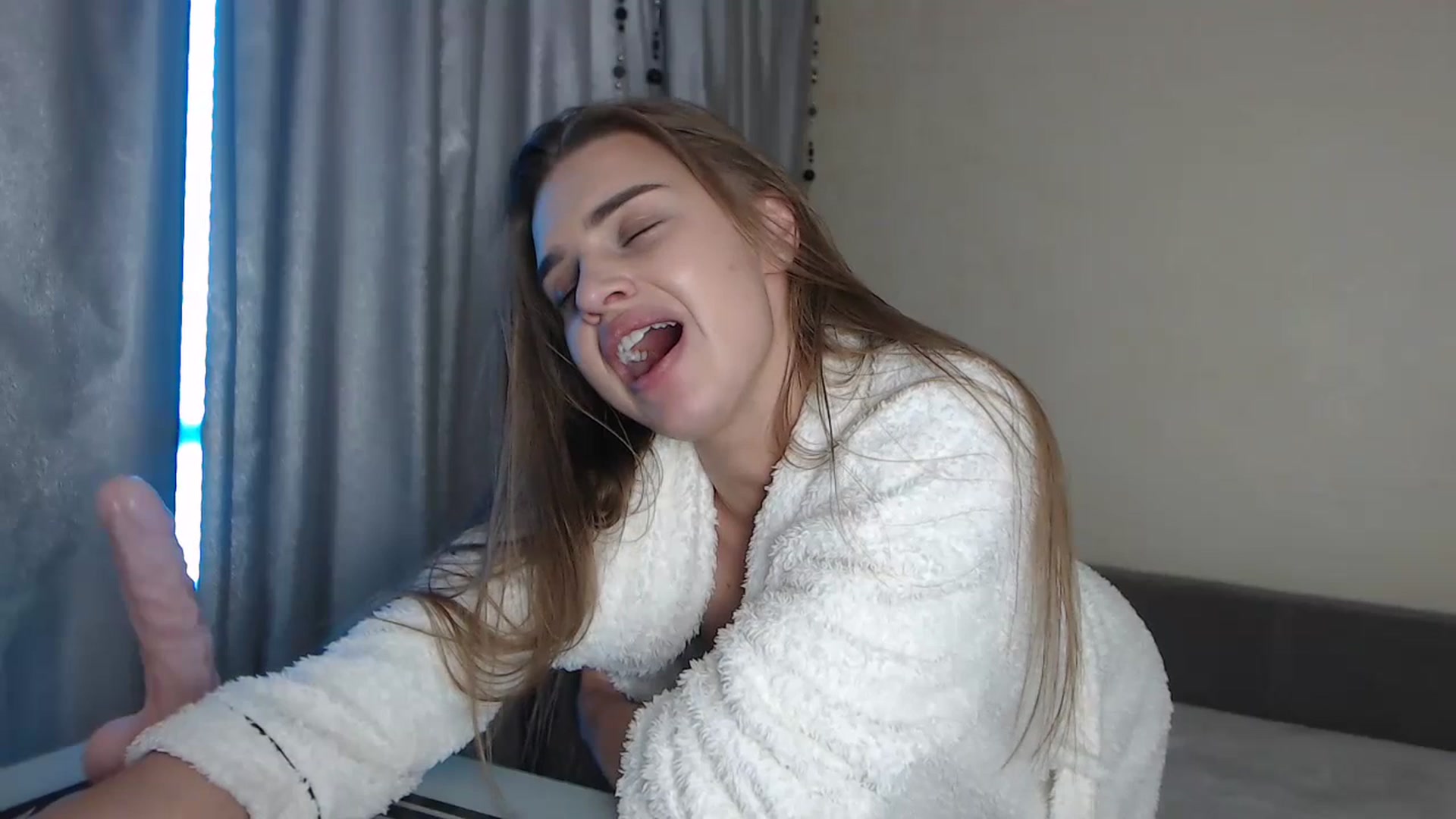 Gallery image thumbnail from AnnaAllison's myfreecams stream on, 07/09/2023, 12:34 image 11 of 20